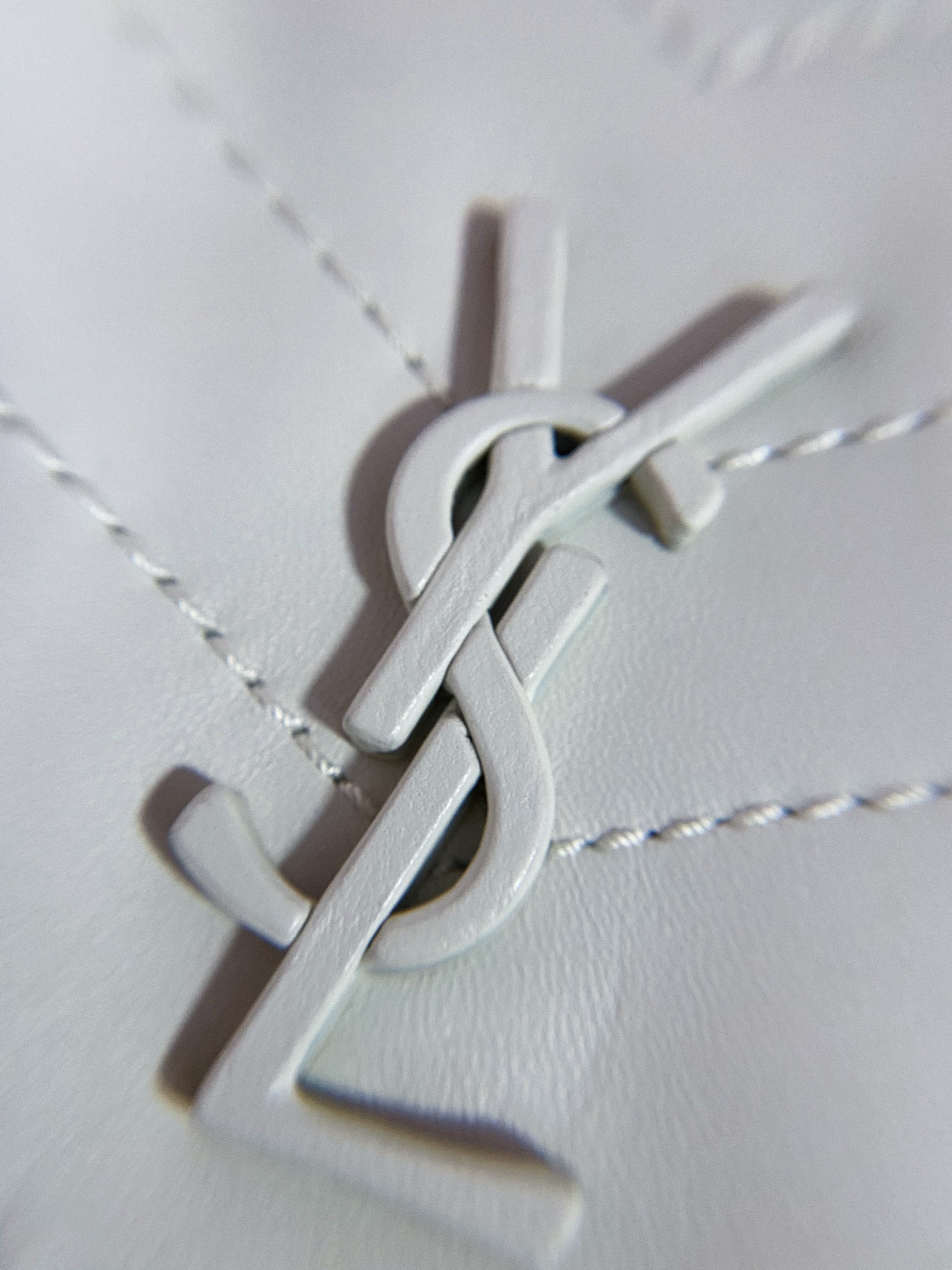 [TOP] Yves Saint Laurent YSL Nikki Small - OFF WHITE