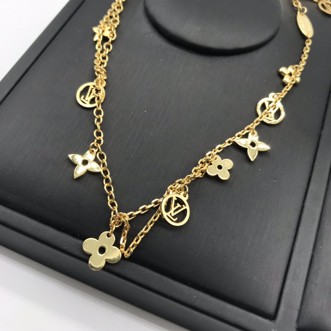 [TOP] Louis Vuitton LV Blossom Necklace Bracelet Earrings Set