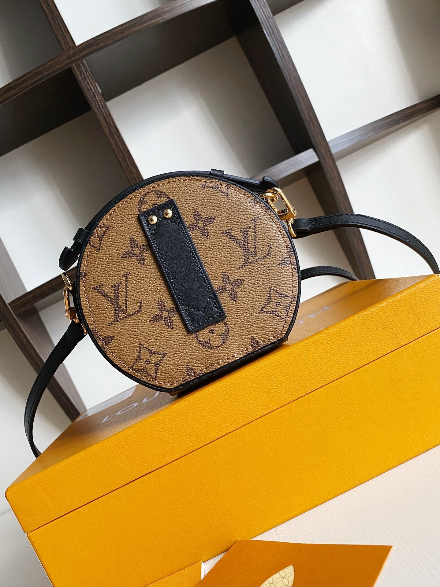 [TOP] Louis Vuitton LV Mini Boite Chapeau - Reverse Monogram