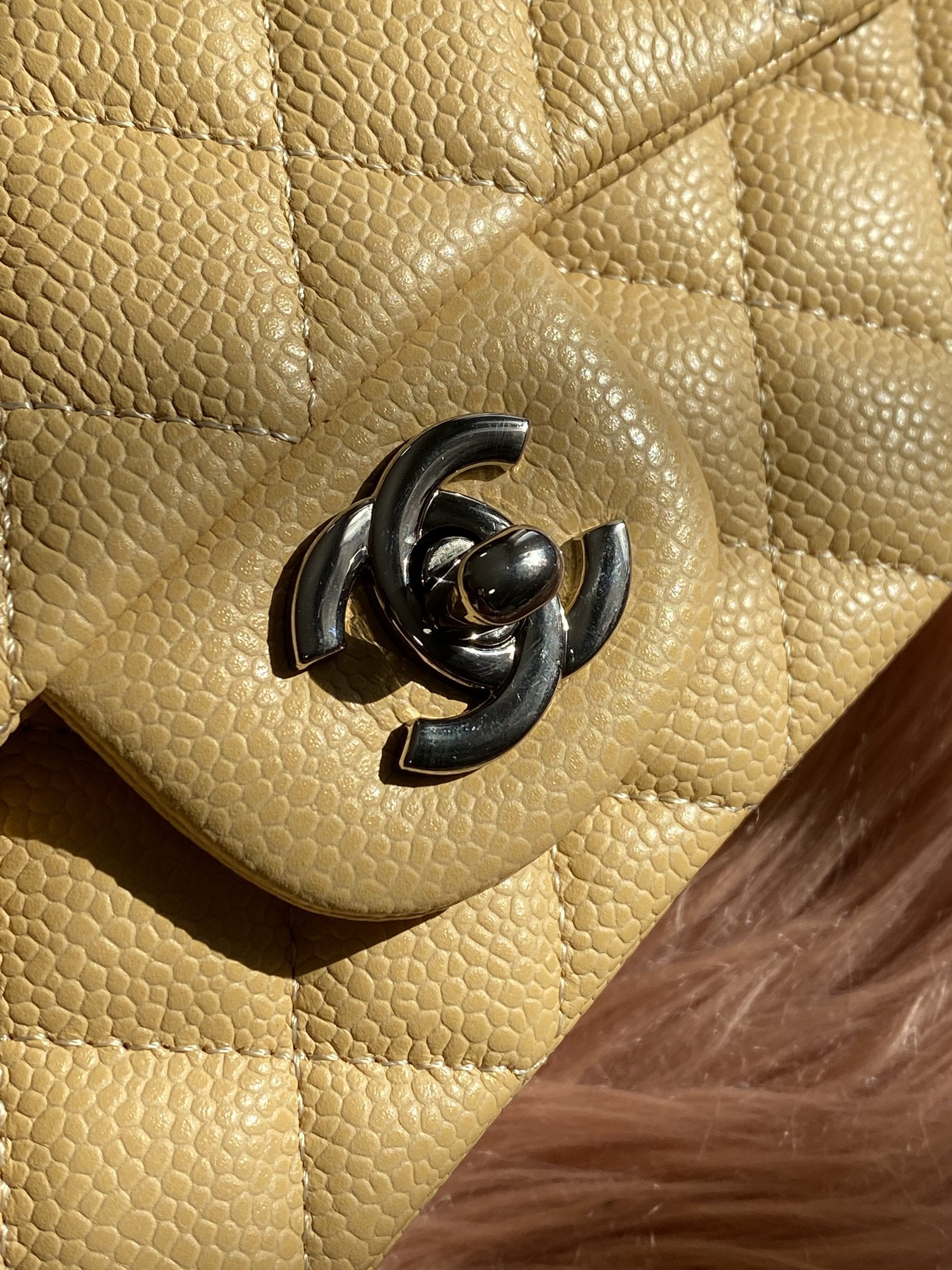 [TOP] CHANEL Classic Flap Bag Caviar New Mini 20cm - Beige