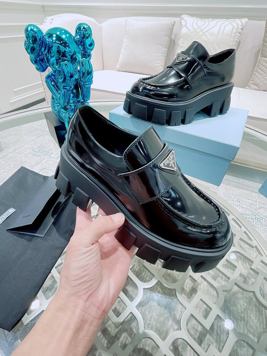 [TOP] PRADA Brushed Leather Logo Chunky Loafers- Black