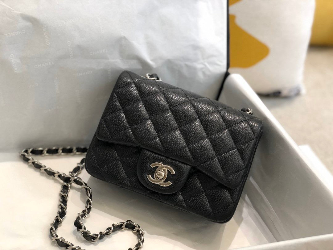 [TOP] CHANEL Classic Flap Bag Caviar Mini 17cm - Black & SHW