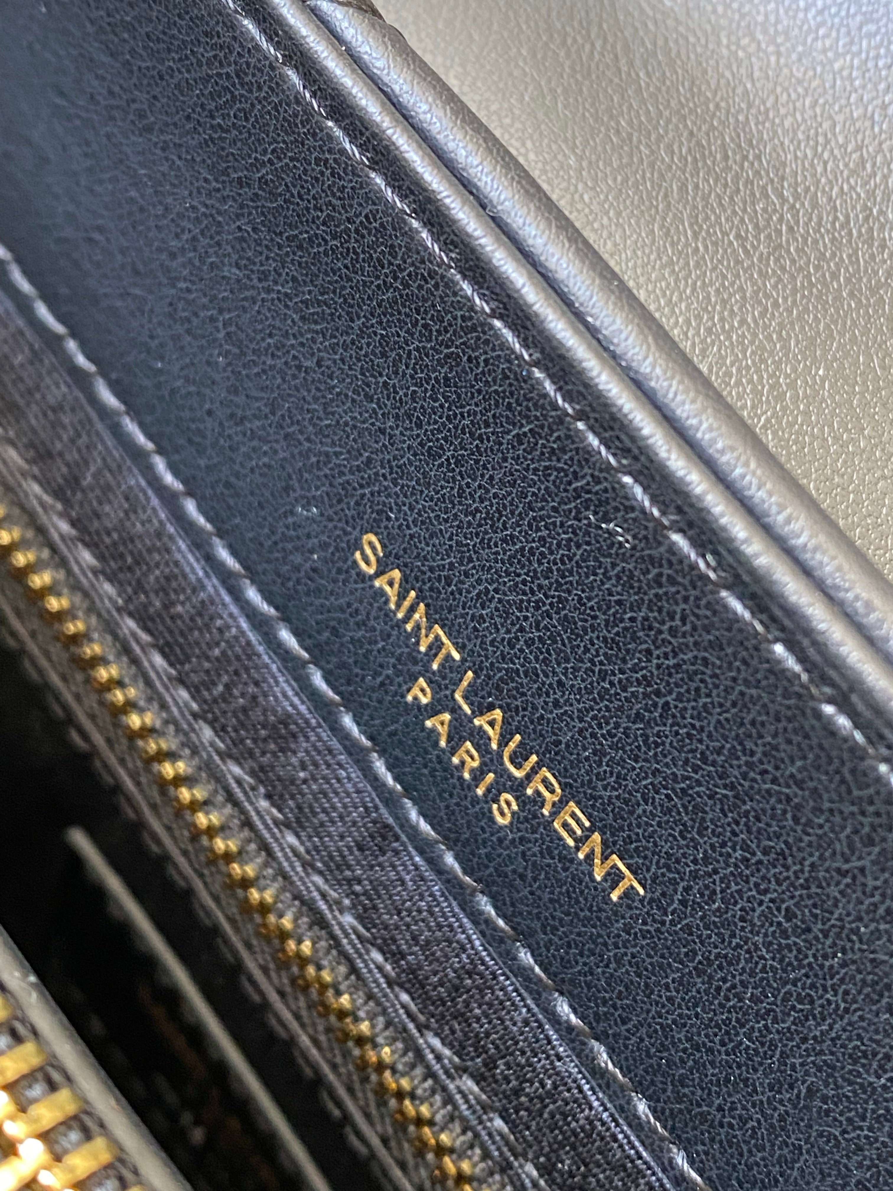 [TOP] Yves Saint Laurent YSL LouLou Bag Medium 25cm - Black w GHW