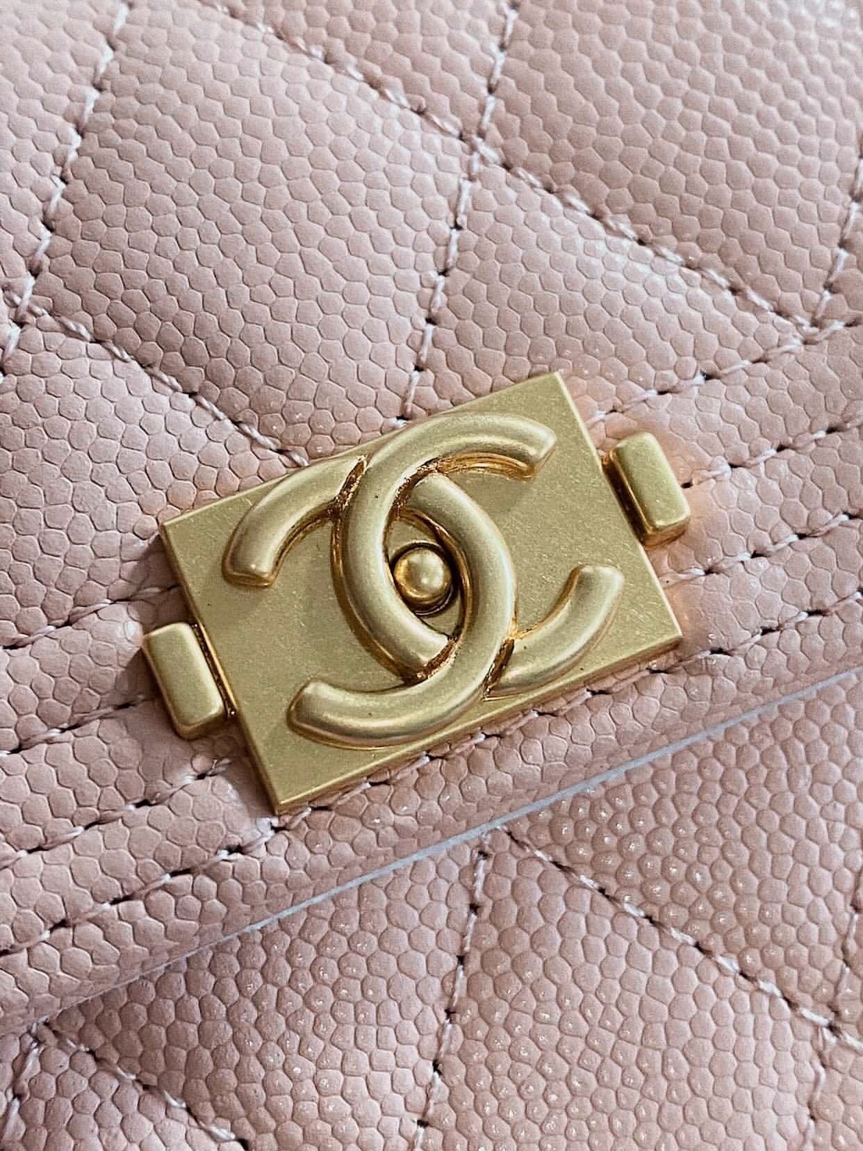 [TOP] CHANEL Trifold Caviar Wallet - Pink & GHW
