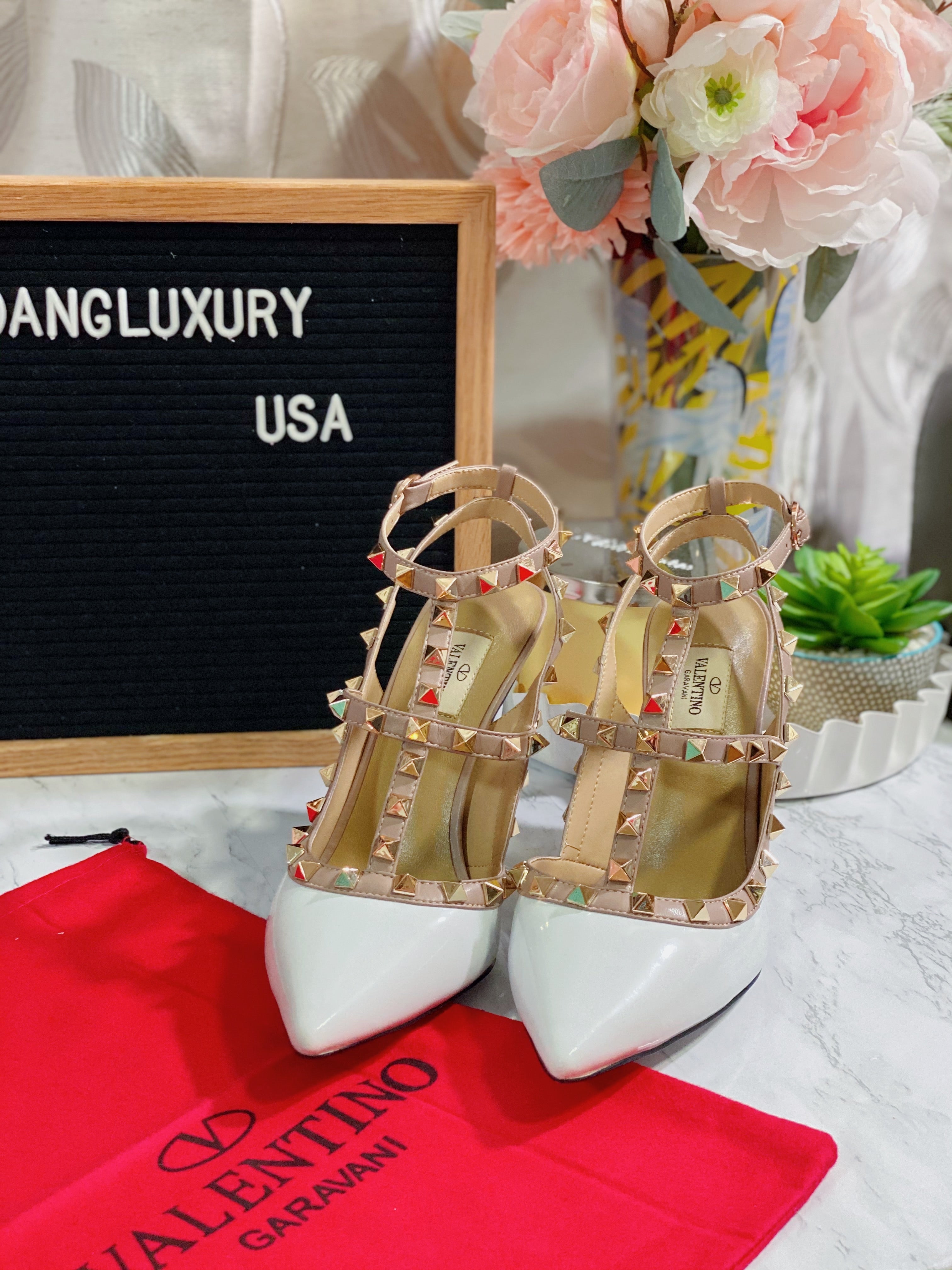 [TOP] VALENTINO R0ckstud Slingback High Heels - White