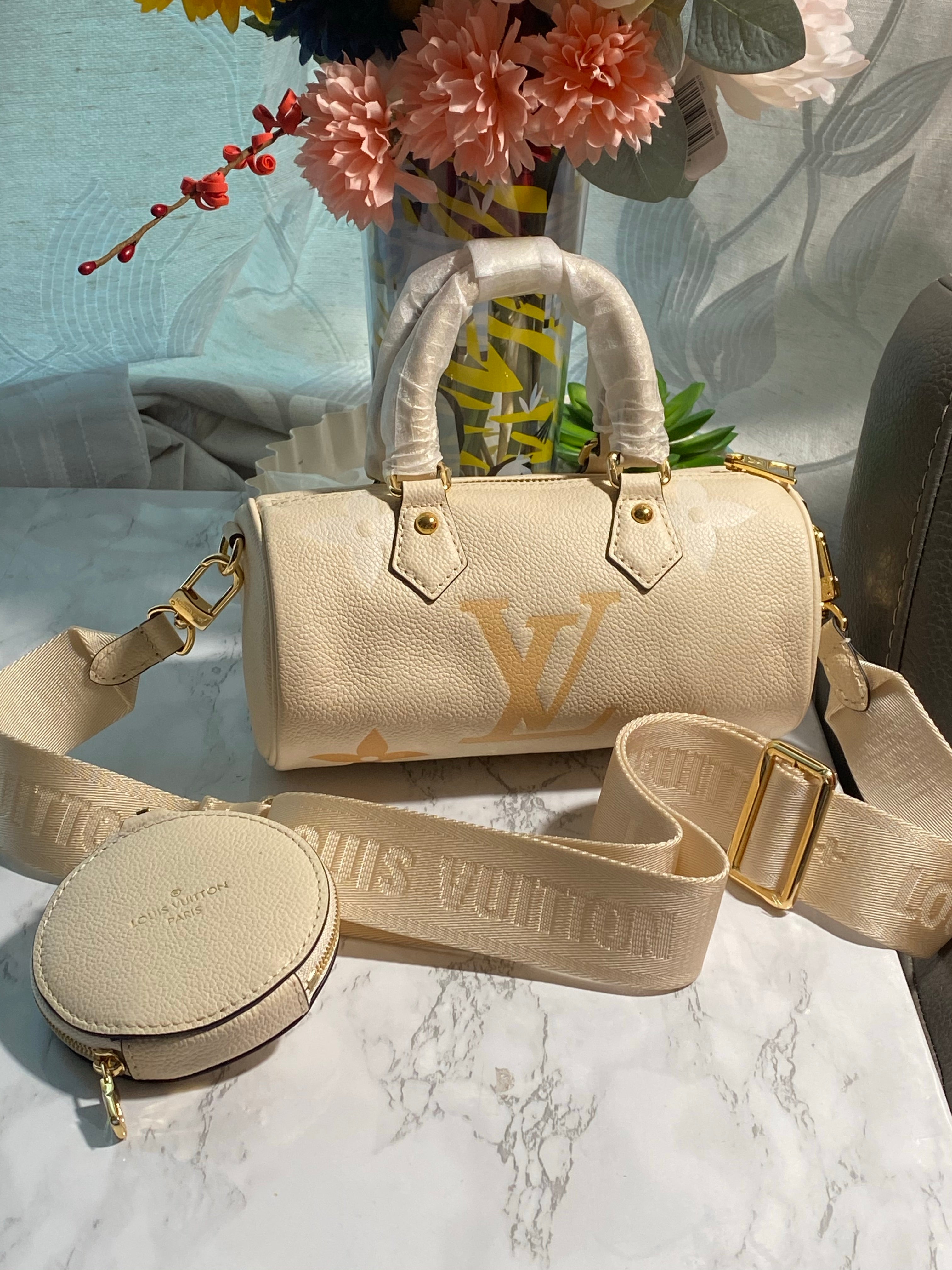 [TOP] Louis Vuitton LV Papillon BB Bag 20 x 10 x 10CM- Cream