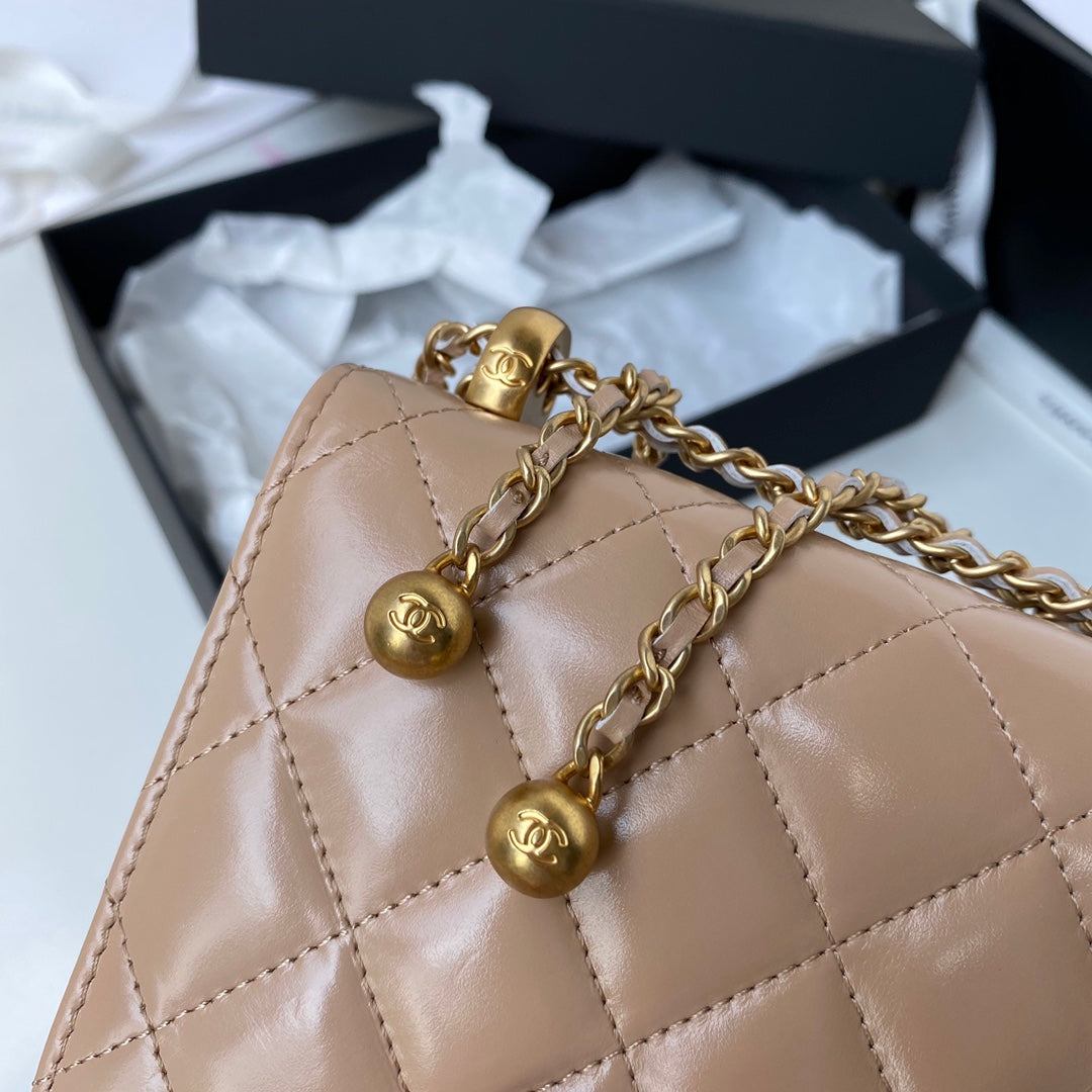 [TOP] CHANEL WOC with Adjustable Strap - Beige
