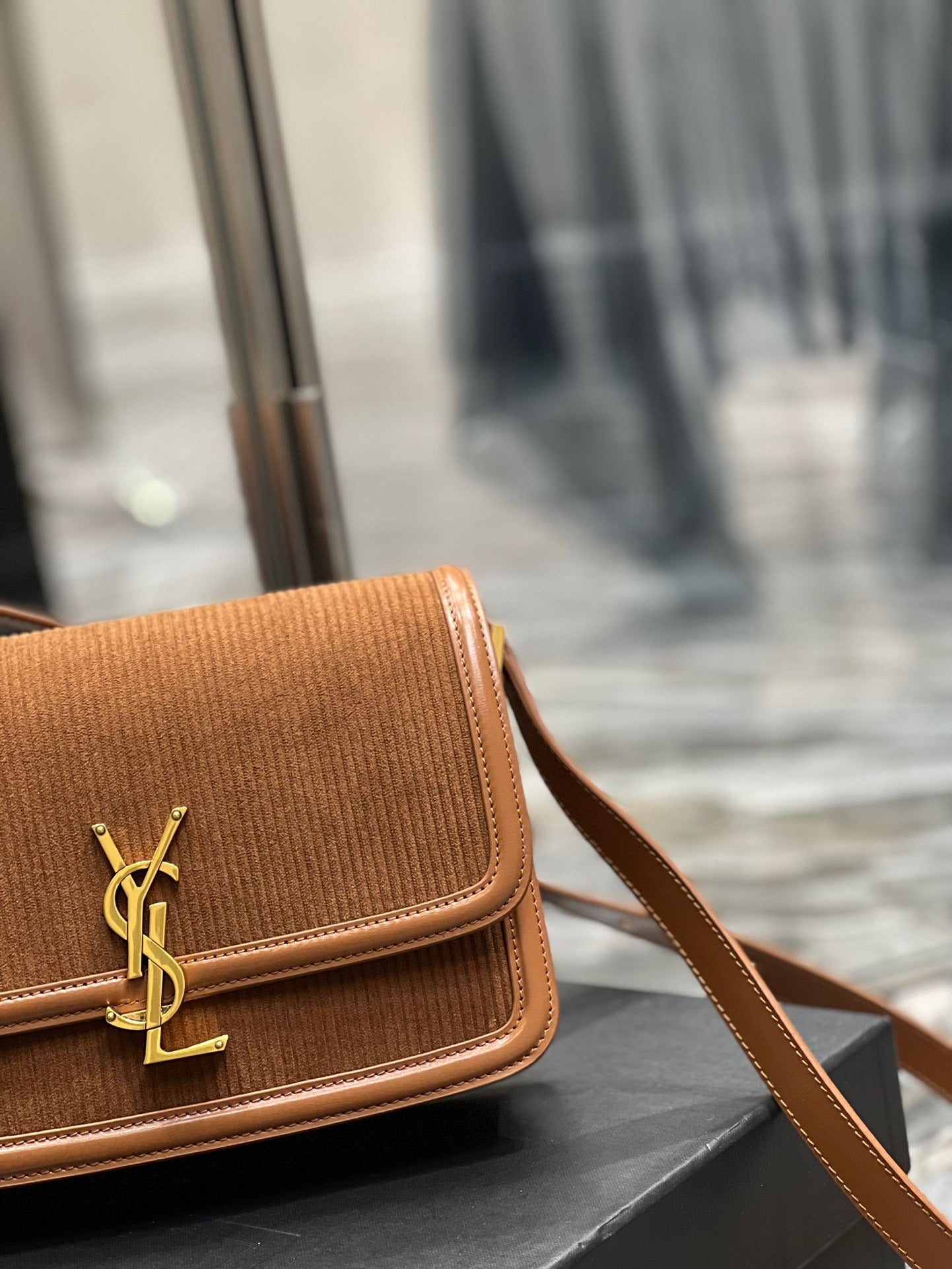 [TOP] Yves Saint Laurent YSL Solferino Corduroy Medium Bag - Brown