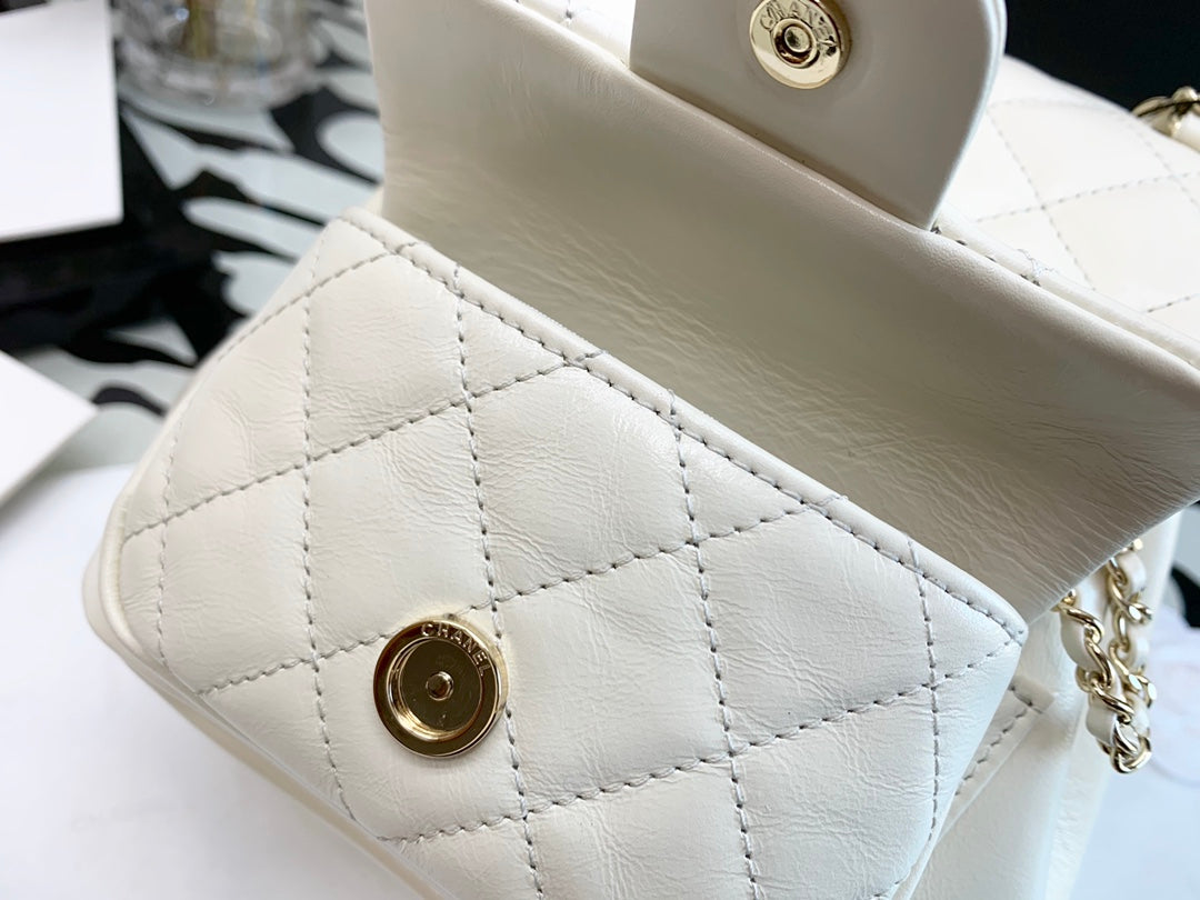 [TOP] CHANEL Duma Flap Backpack 18×18×12cm - Ivory