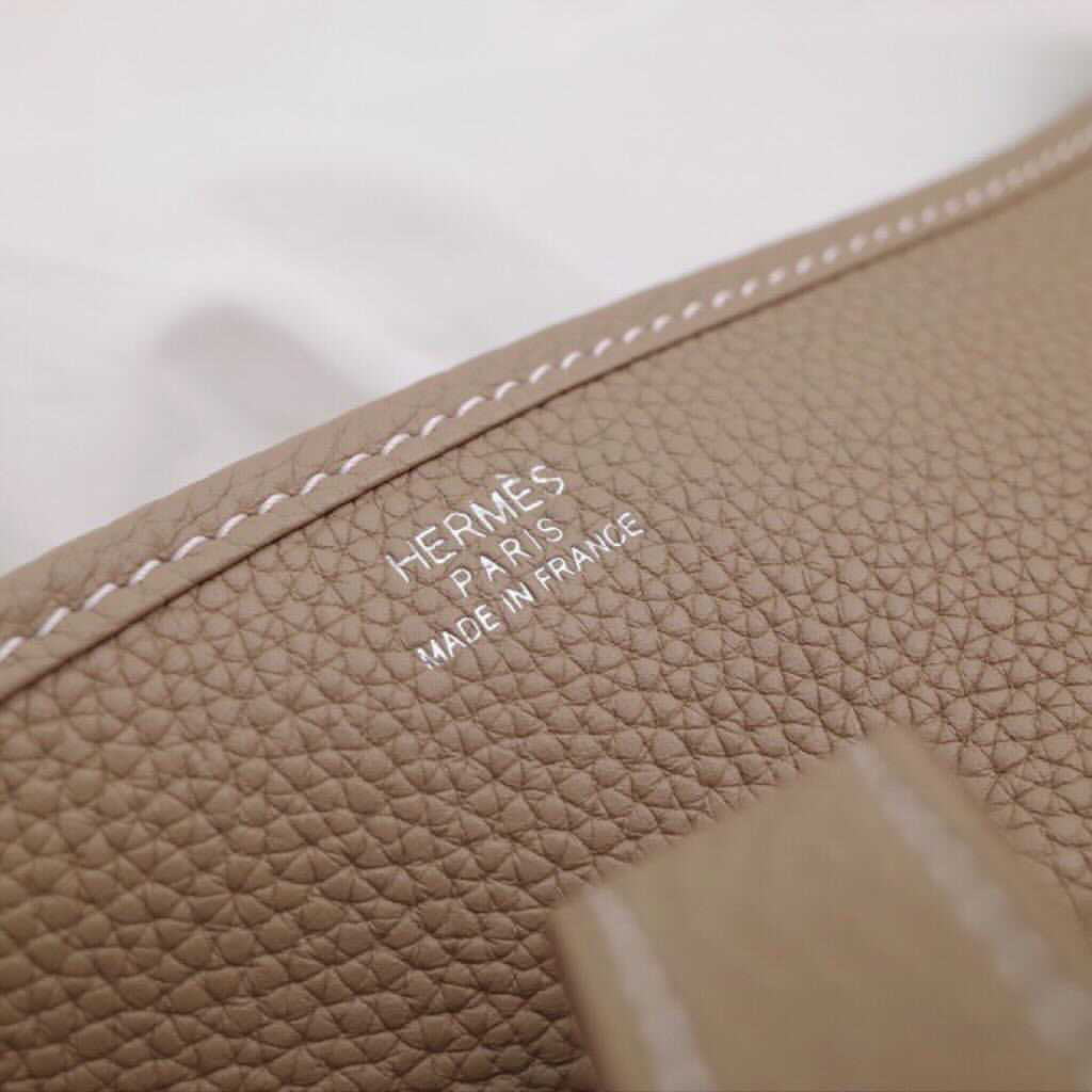 [TOP] HERMES Evelyn 28cm - Trench