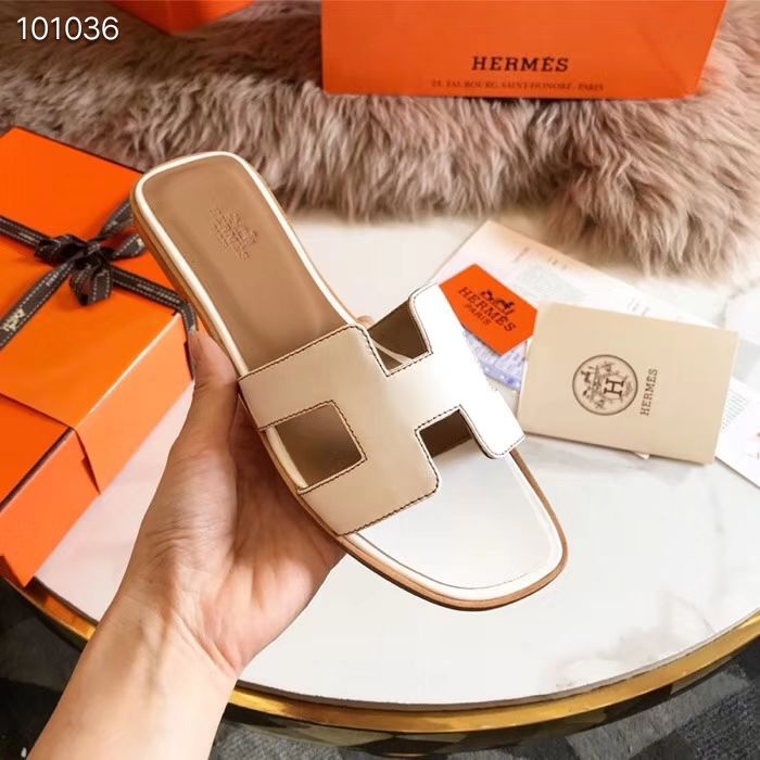 [TOP] HERMES Oran Smooth Leather Sandals - White