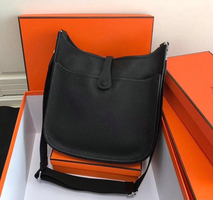 [TOP] HERMES Evelyne 28cm - Black