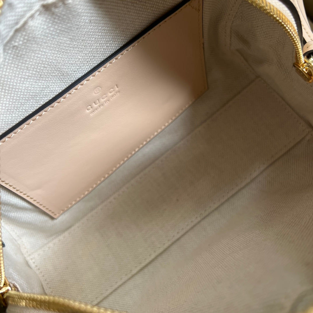 [TOP] GUCCI G*G Matelasse Leather Top Handle Small Bag - Beige