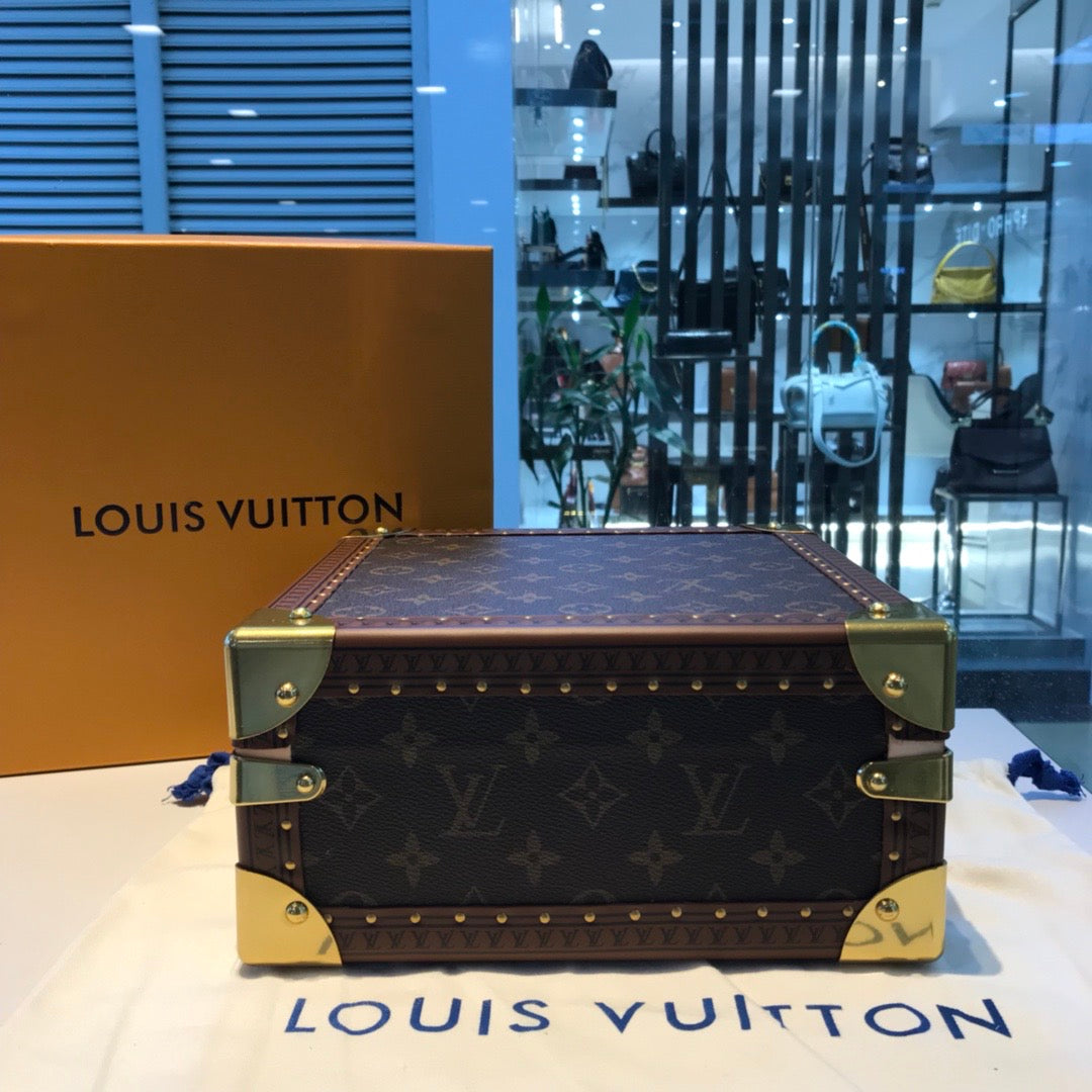 [TOP] Louis Vuitton LV Jewelry Box 23×11×23 cm - Tan