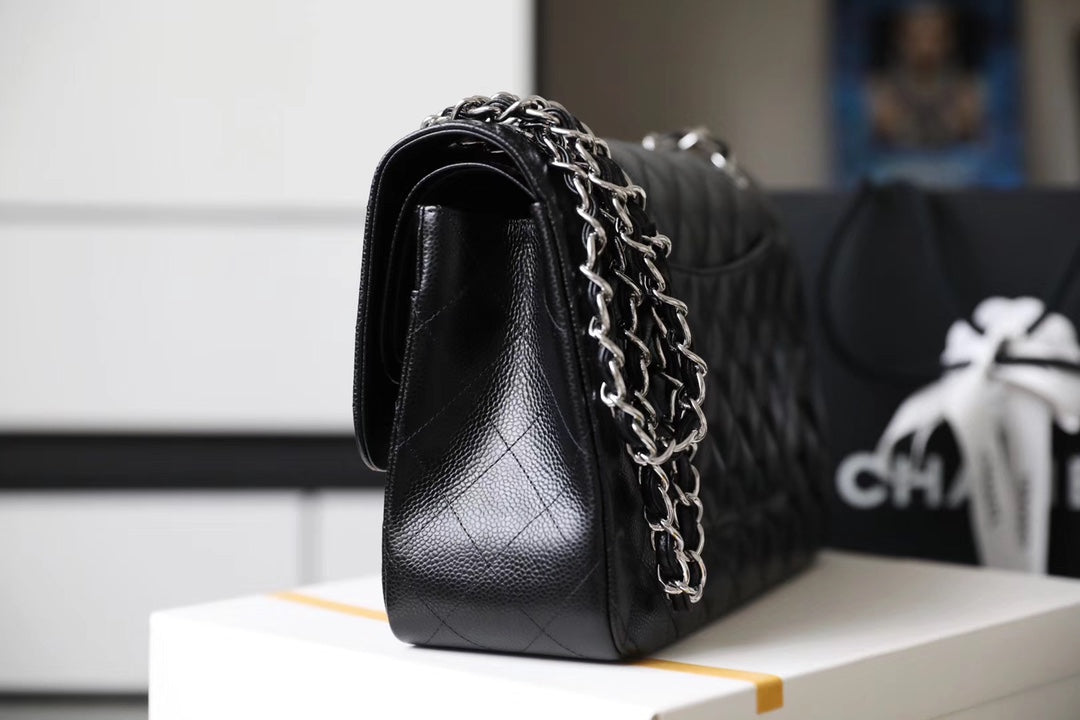 [TOP] CHANEL Classic Flap Bag Caviar Jumbo 30CM - Black & SHW