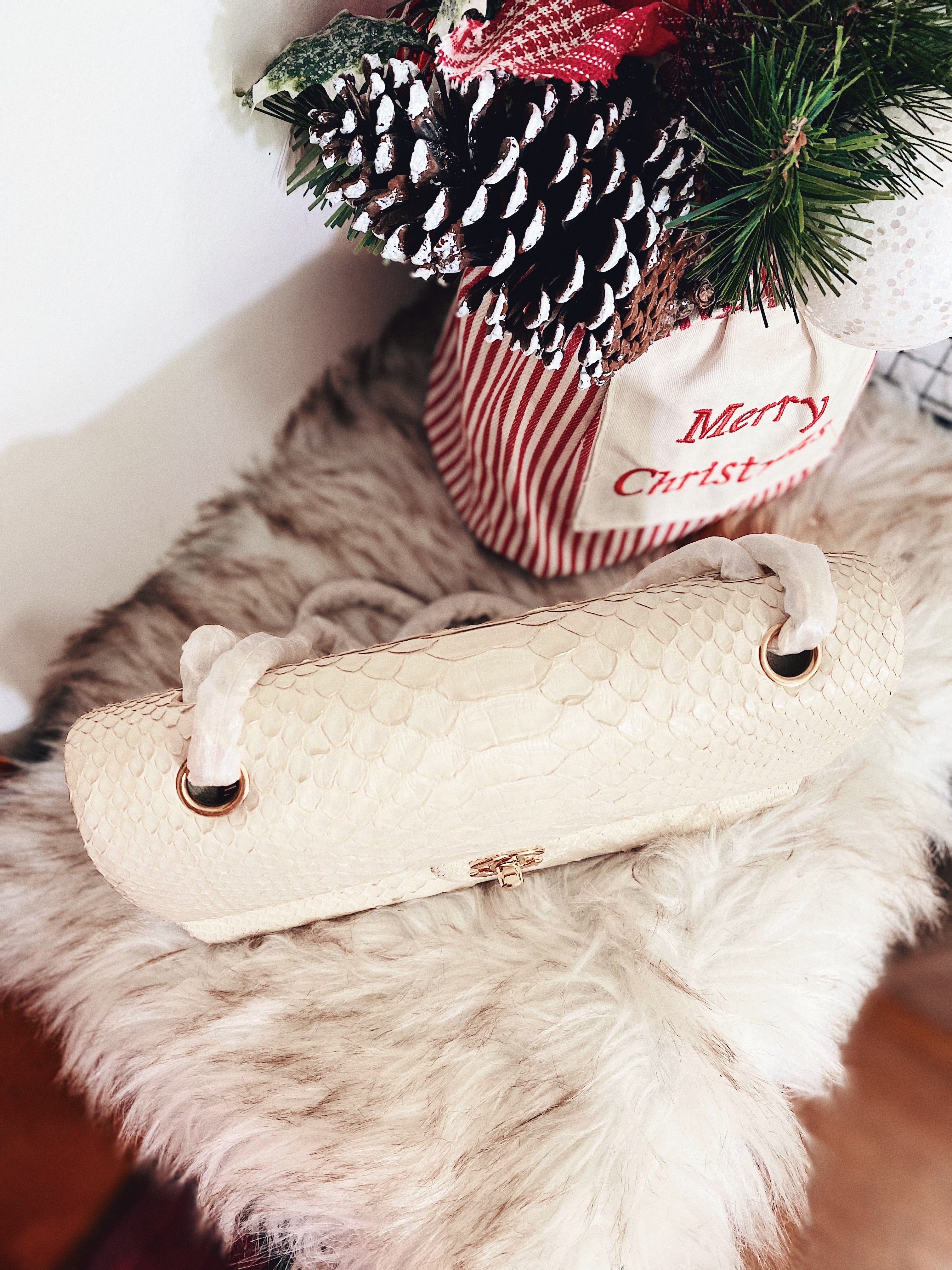 [TOP] CHANEL Classic Flap Bag True Python Leather Medium 25.5cm