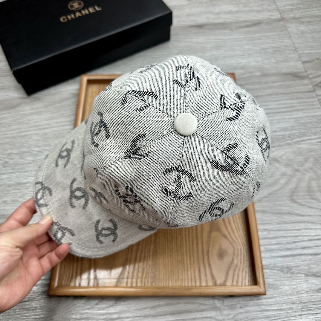 [TOP] CHANEL Baseball Cap - Gray