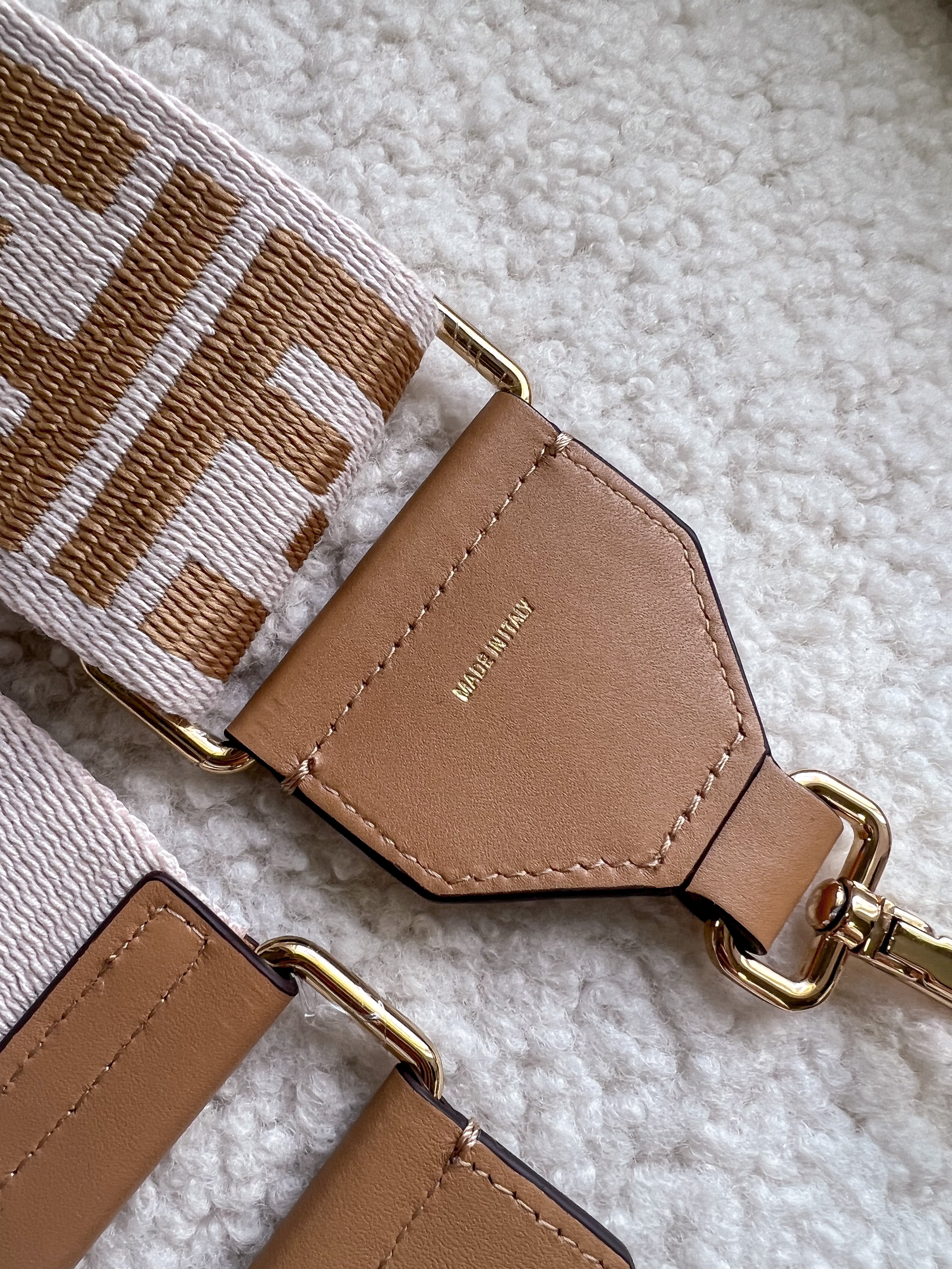 [TOP] FENDIvFENDI Canvas Strap You - Poudre