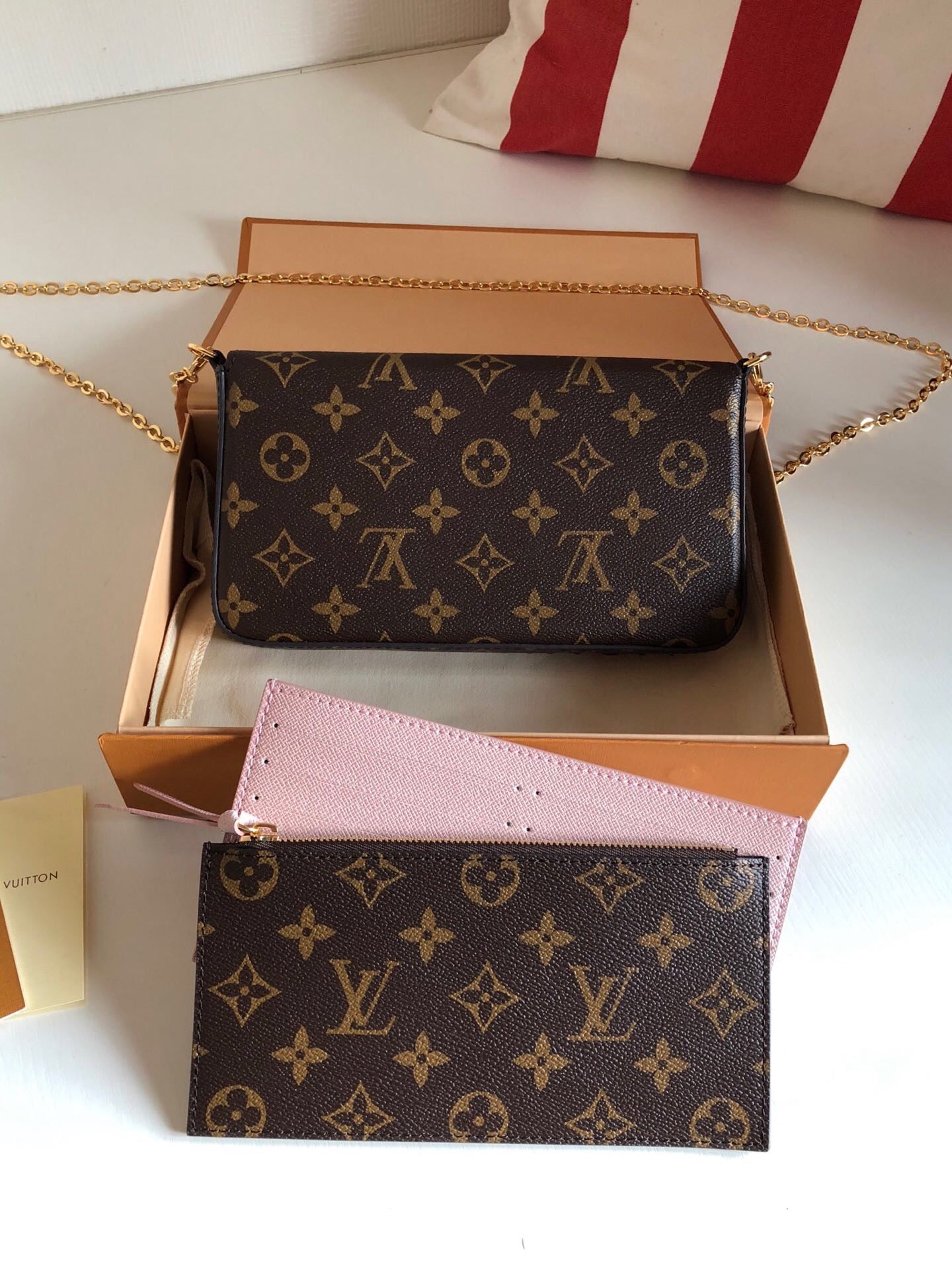 [TOP] Louis Vuitton LV Felicie Pochette Monogram 21X12X3cm - Light Pink