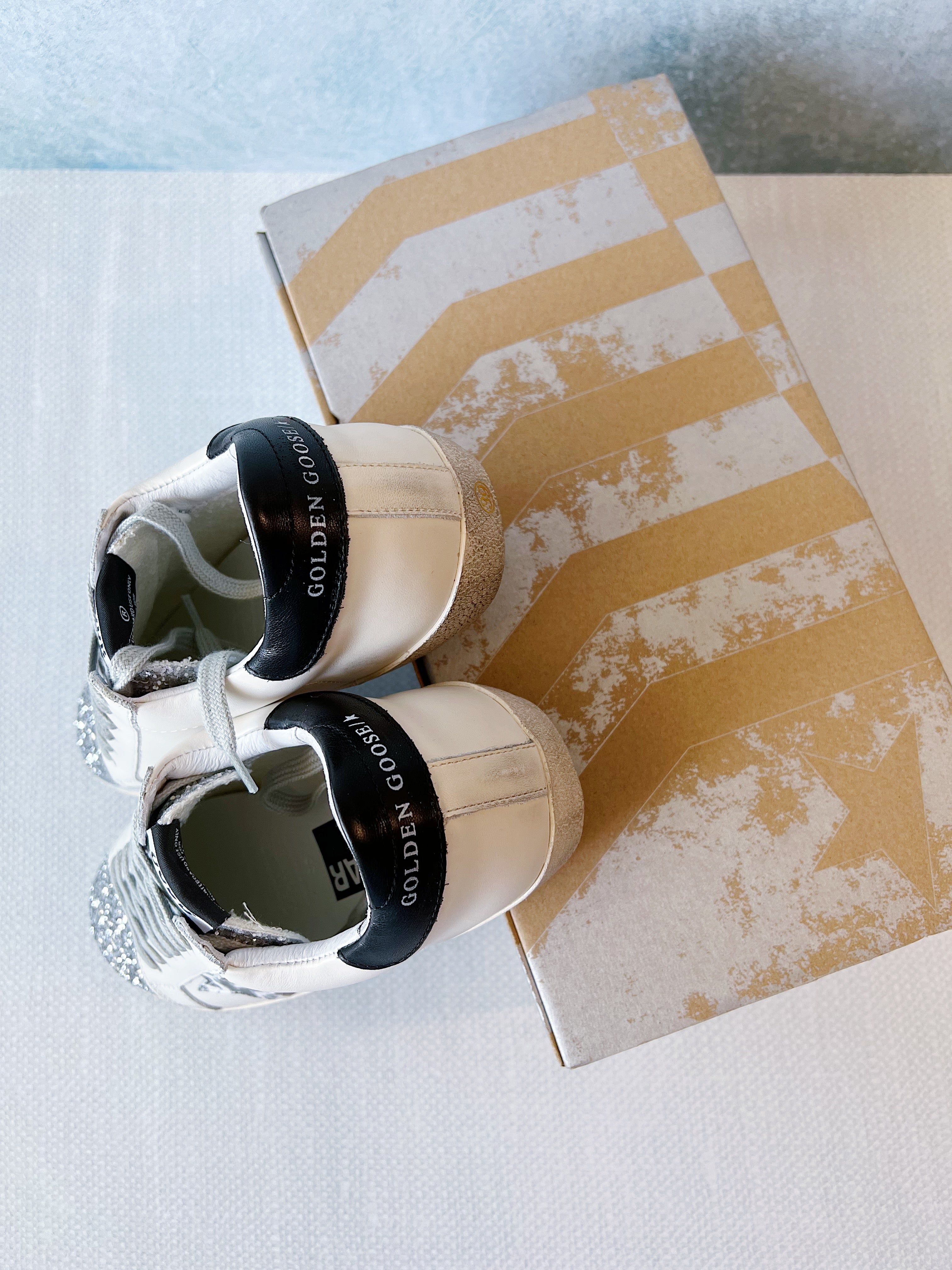 [TOP] GGDB Glittery Sneakers w Stripes Star - White