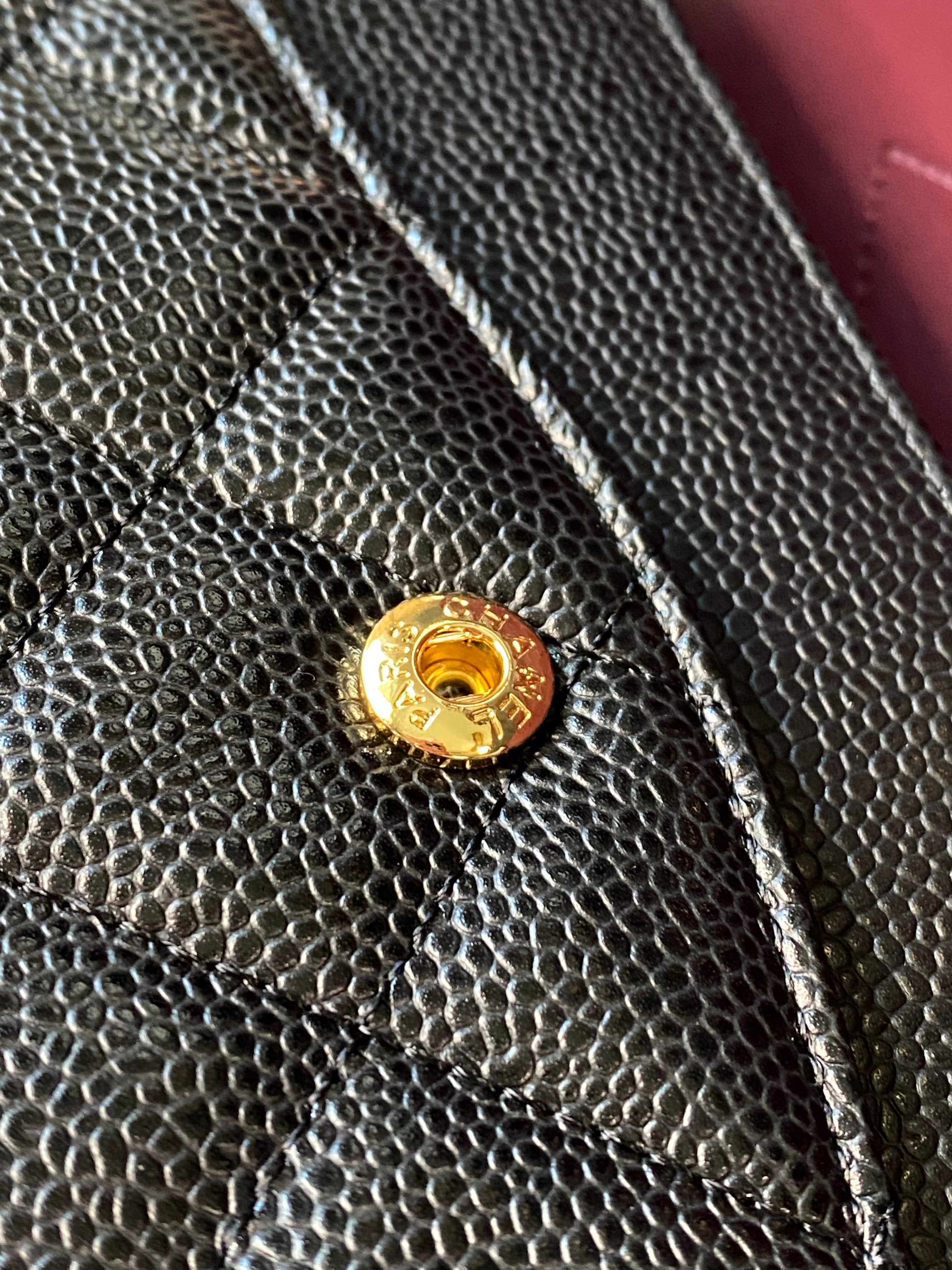 [TOP] CHANEL Classic Flap Bag Caviar Jumbo 30cm - Black & GHW