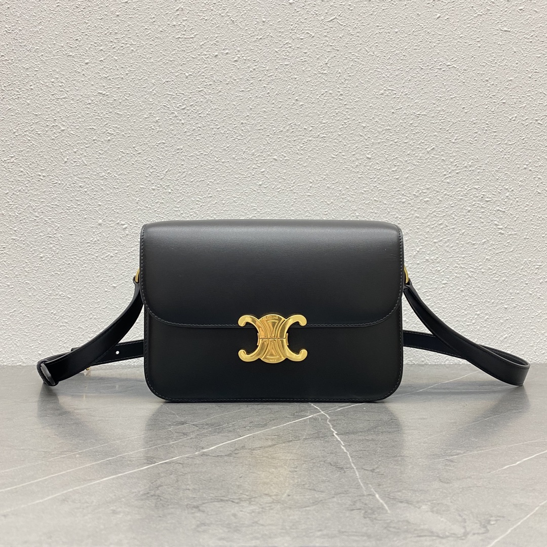 [TOP] CELINE Triomphe Shoulder Bag  22-16-6 - Black