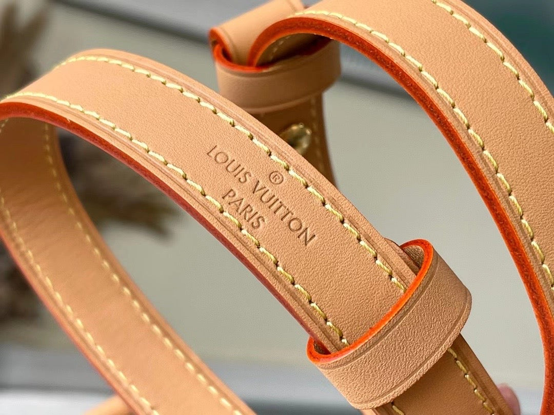 [TOP] Louis Vuitton LV Loop Monogram Bag 23X13X6cm - Brown