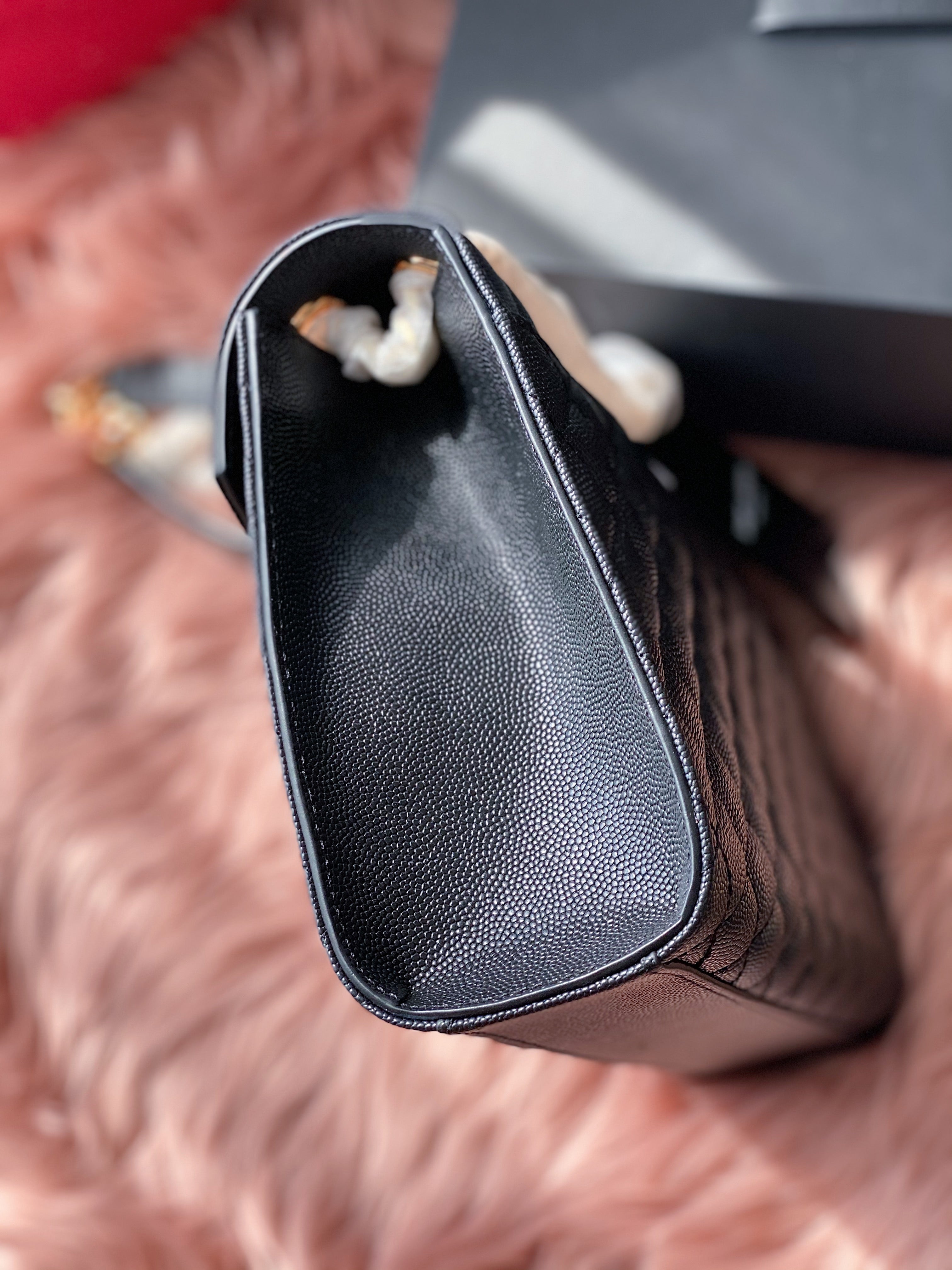 [TOP] Yves Saint Laurent YSL Y.S.L Envelope Shoulder Bag Small 21cm- Black & Gold Hardware