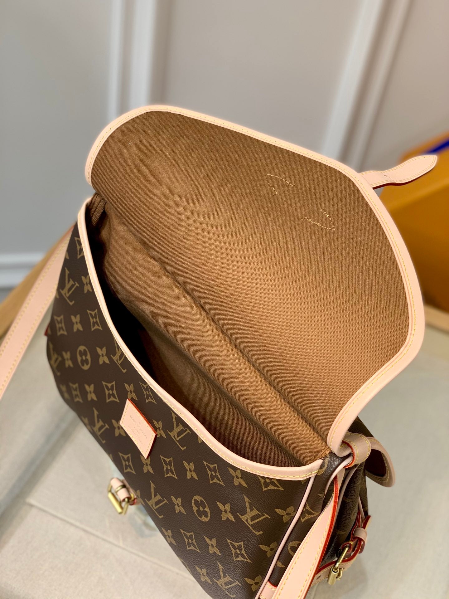 [TOP] Louis Vuitton LV Saumur 30 Shoulder Bag 28/11/20 cm-Brown