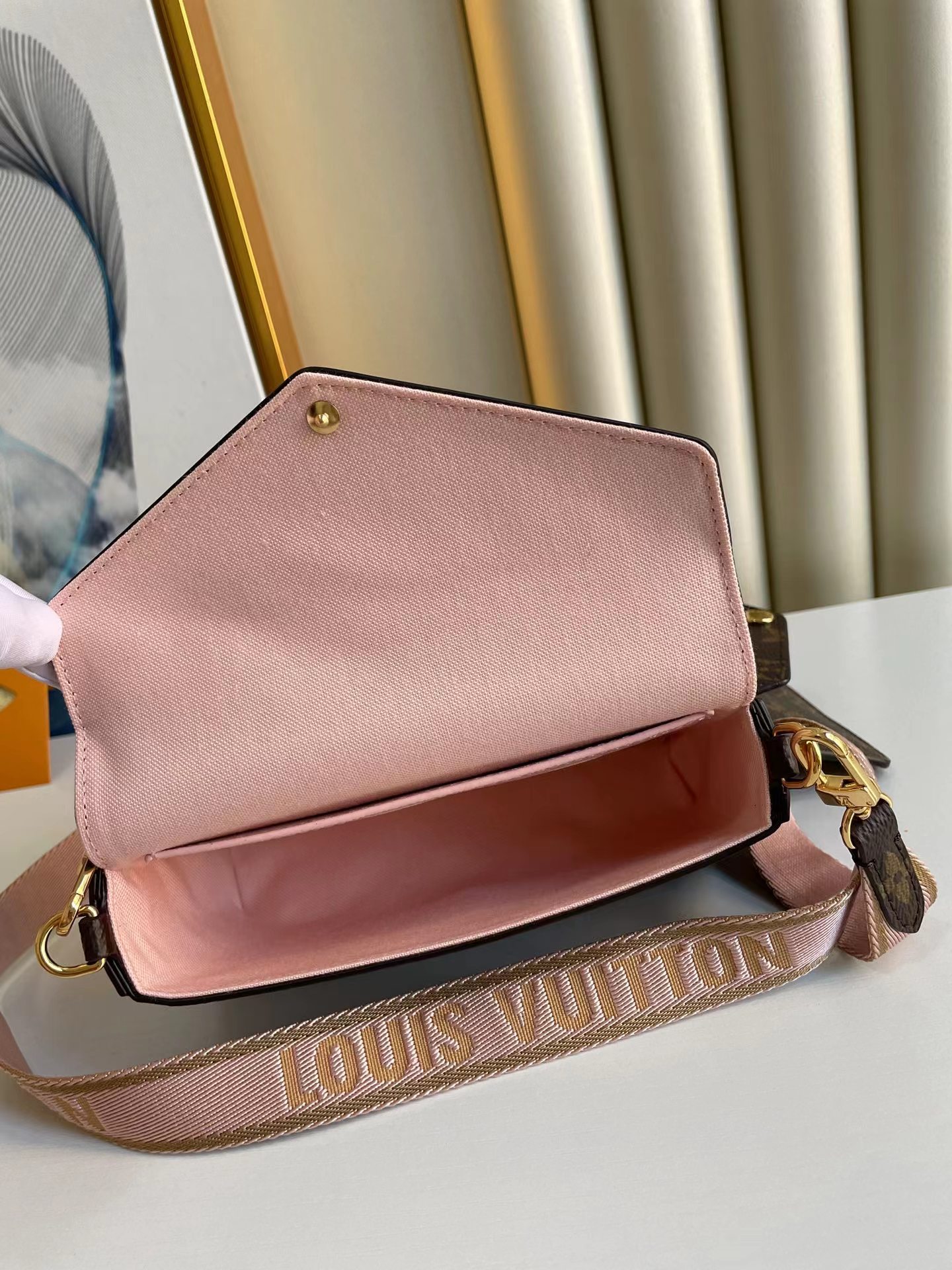 [TOP] Louis Vuitton LV Felicie Strap & Go Monogram 17×10×4cm - PINK/Green