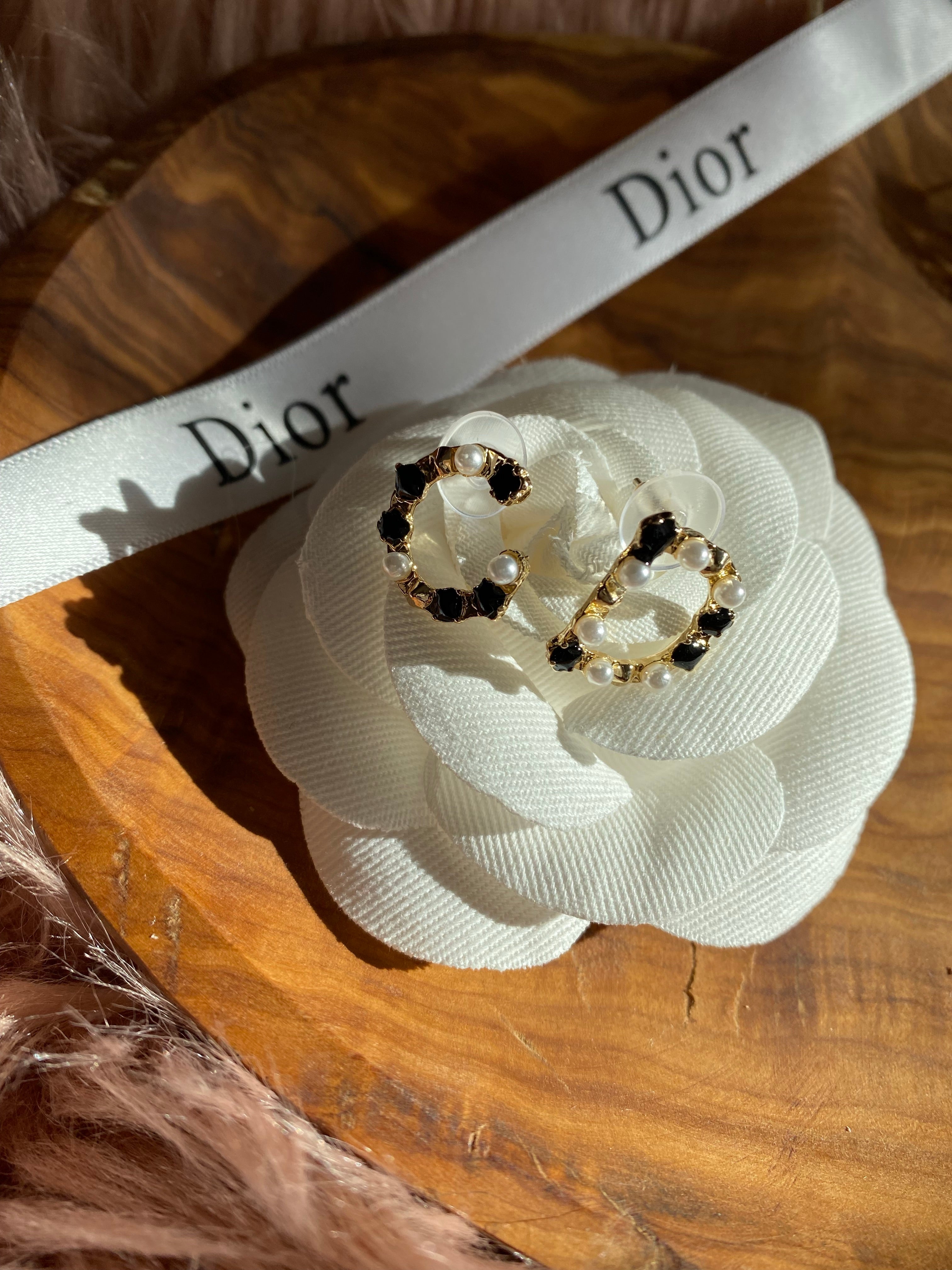 [Top] Christian Dior Stud Black and Pearl Earrings