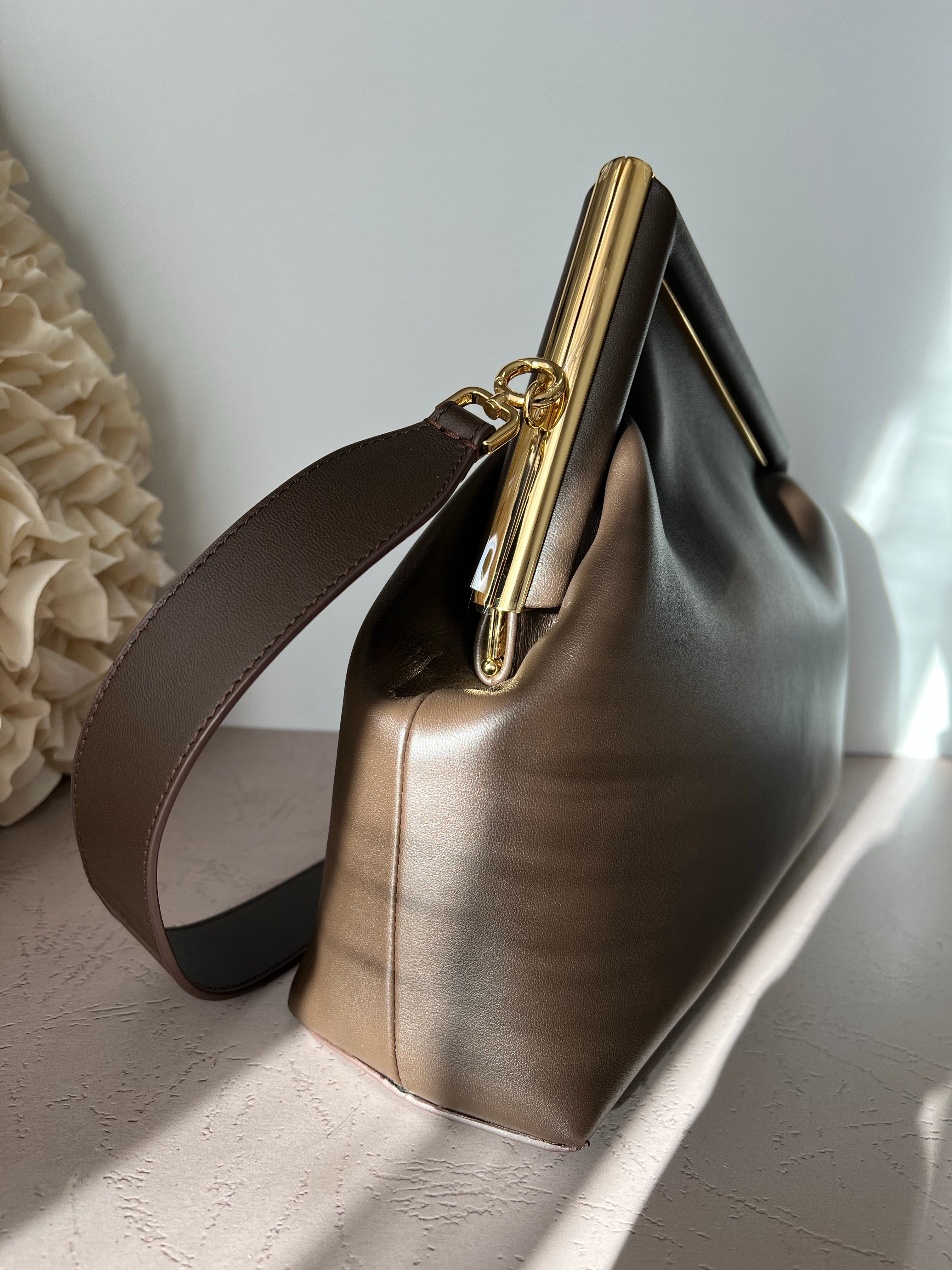 [TOP] FENDI FENDI First Medium Bag - Dark Maroon