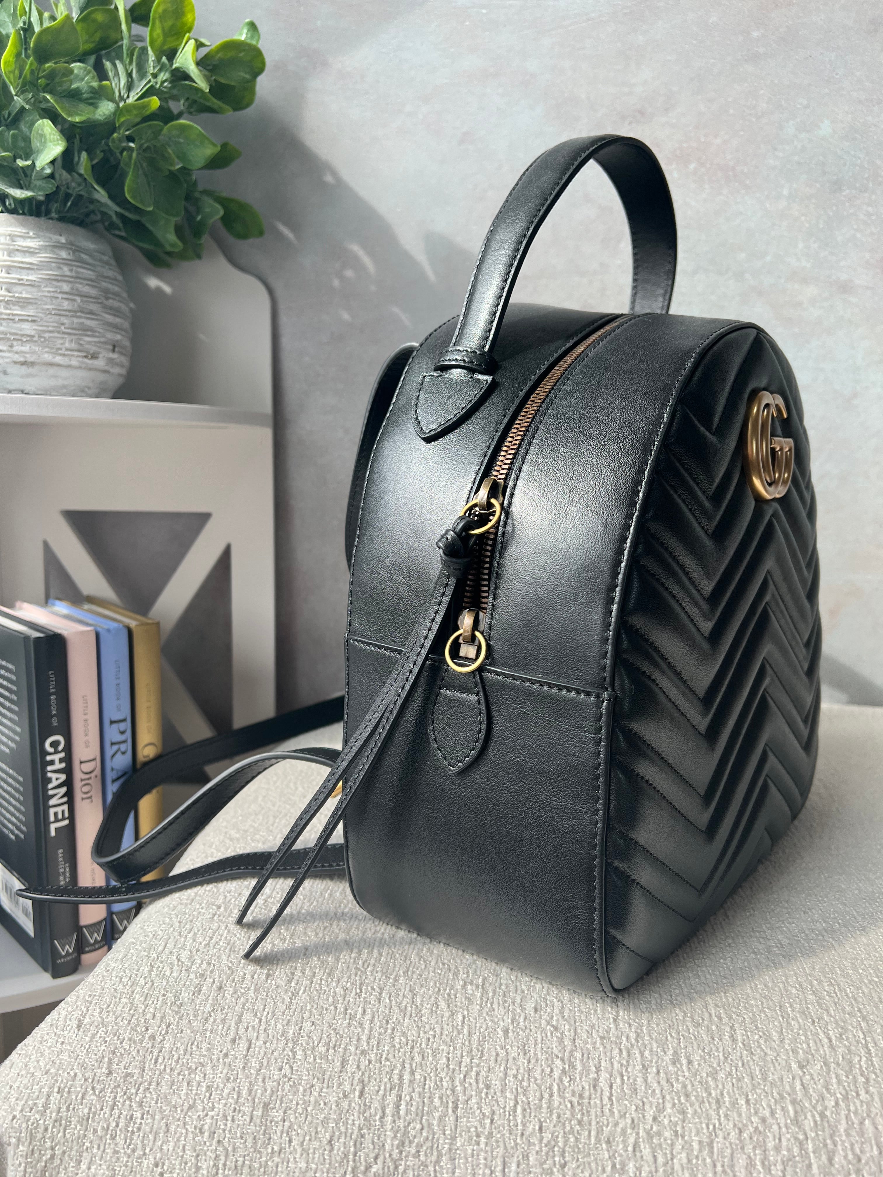 [TOP] GUCCI G*G Marmont Backpack - Black