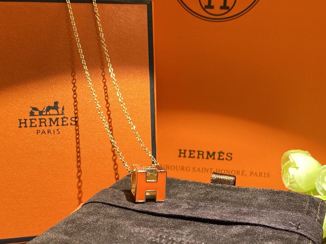 [TOP] HERMES H Box Necklace