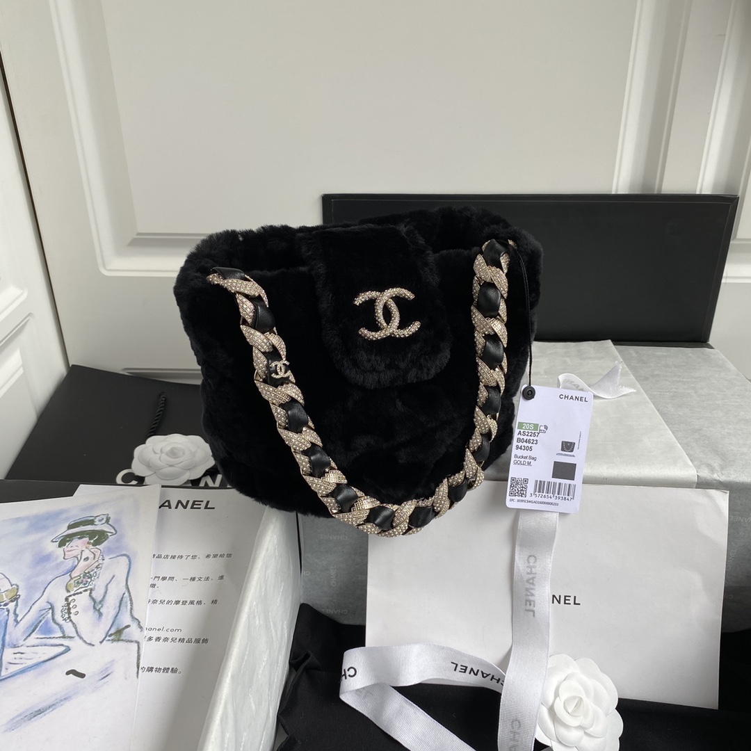 [TOP] CHANEL Plush Bucket Bag 16*18*12cm - GHW - Black/White