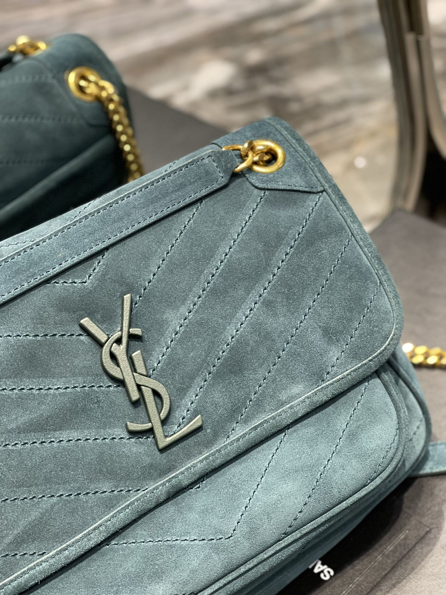 [TOP] Yves Saint Laurent YSL Niki Medium Suede Bag - Teal