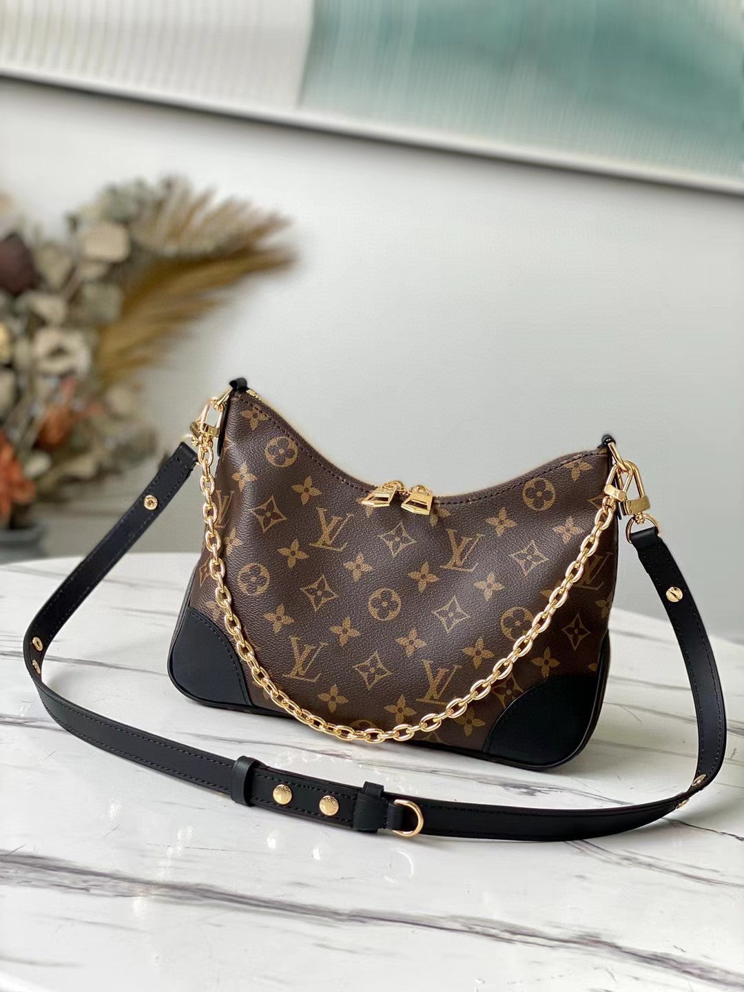 [TOP] Louis Vuitton LV Boulogne Monogram Canvas Handbag 29x16x9.5cm- Black