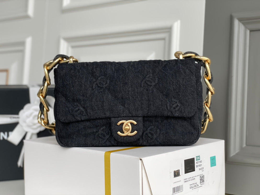 [TOP] CHANEL Classic Flap Bag 22S Denim FunkyTown Small 14.5*23*6CM - Black & GHW