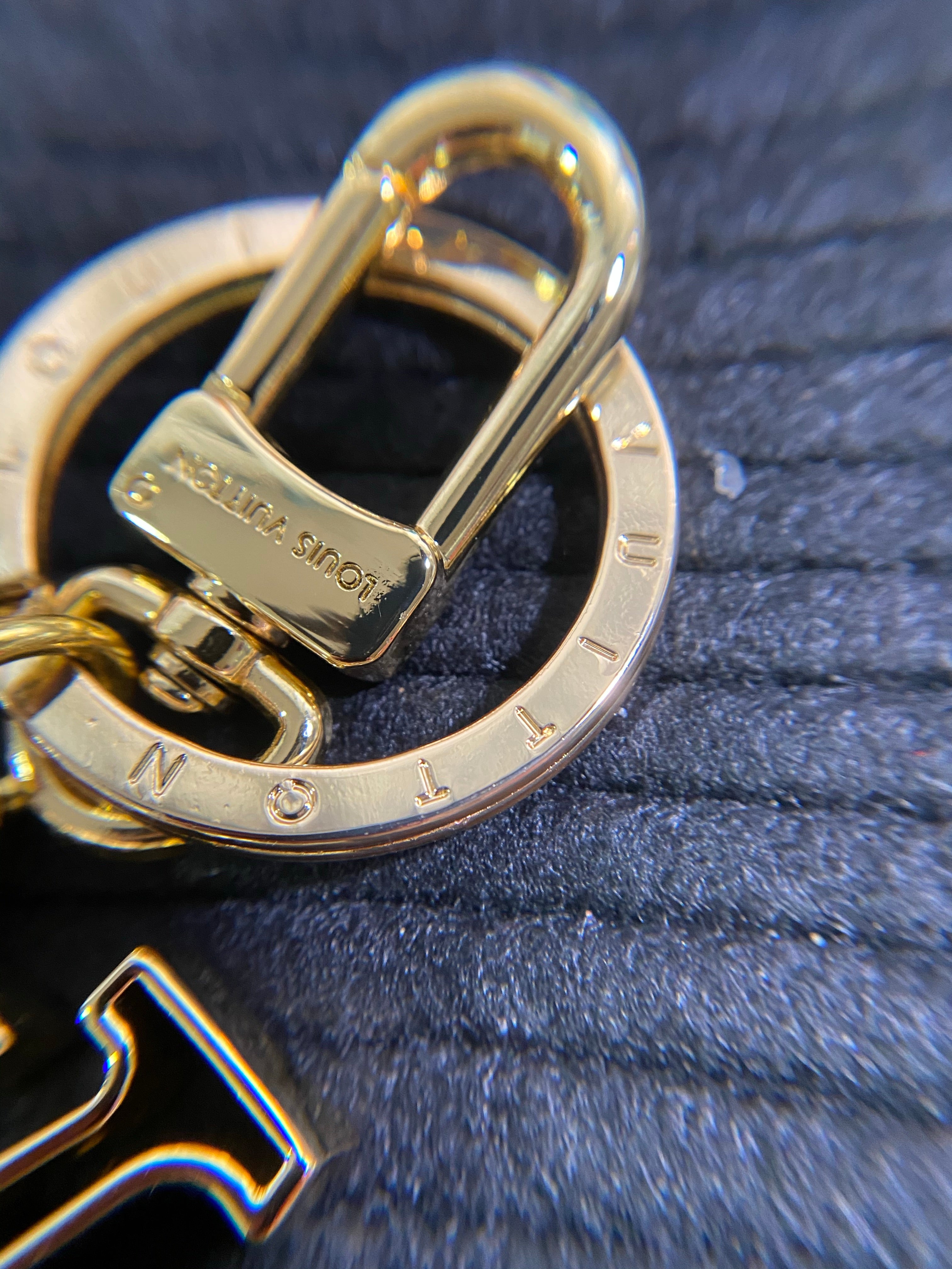[TOP] Louis Vuitton LV LV Millionaire Bag Charm and Key Holder