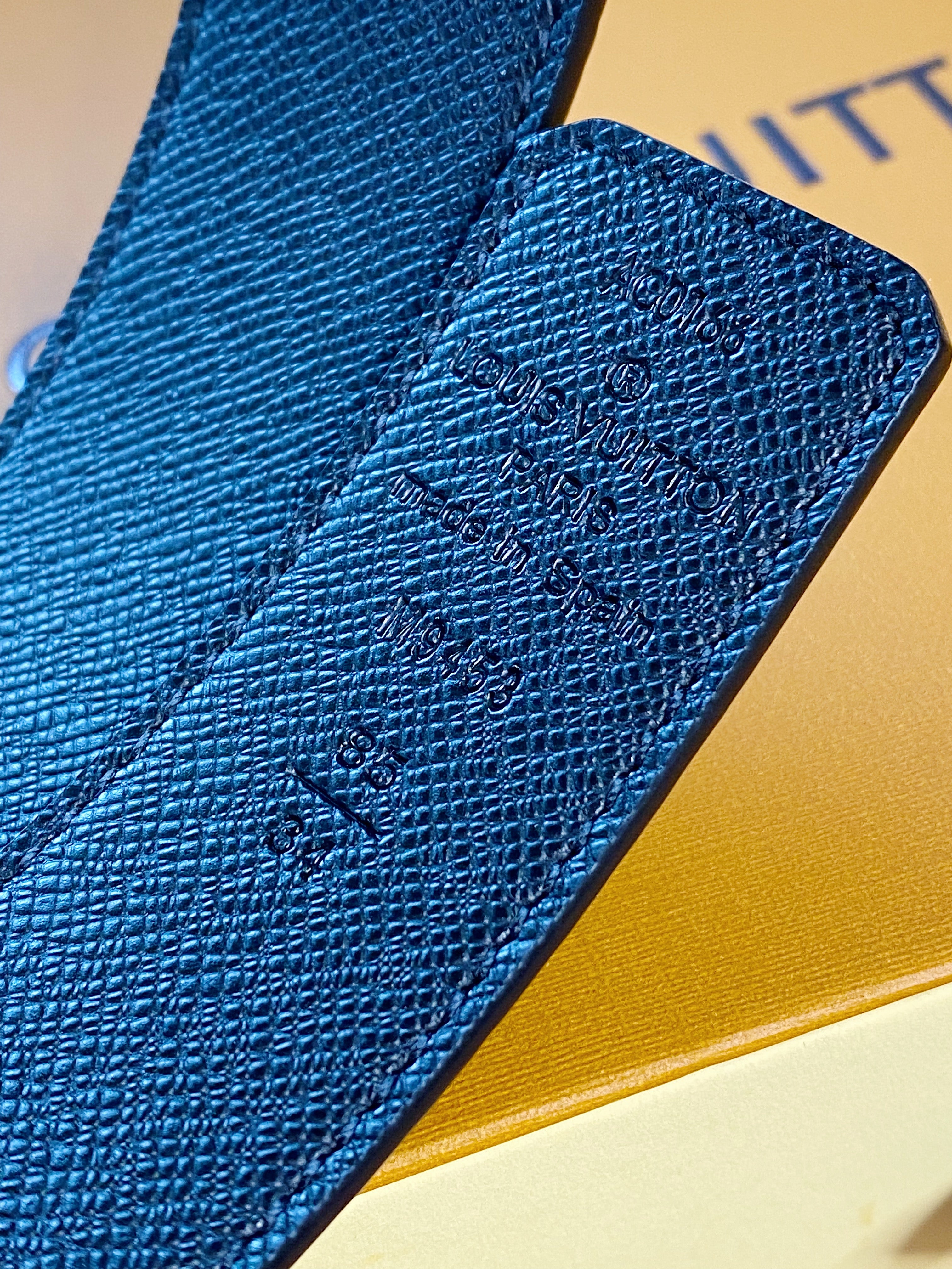 [TOP] Louis Vuitton LV LV Monogram Reversible Thin Belt Metal Logo - Gold