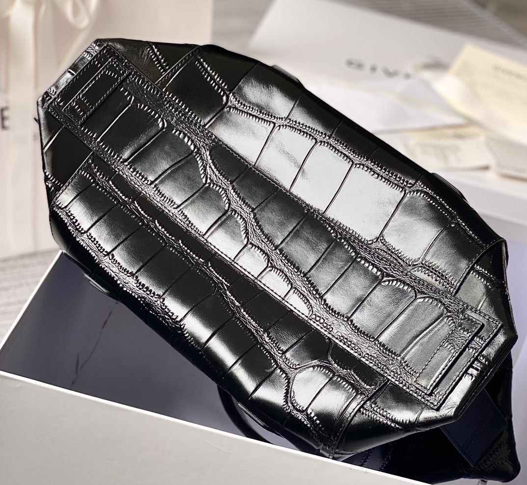 [TOP] GIVENCHY Antigona Lock Leather Handbag 44*34*7 - Black