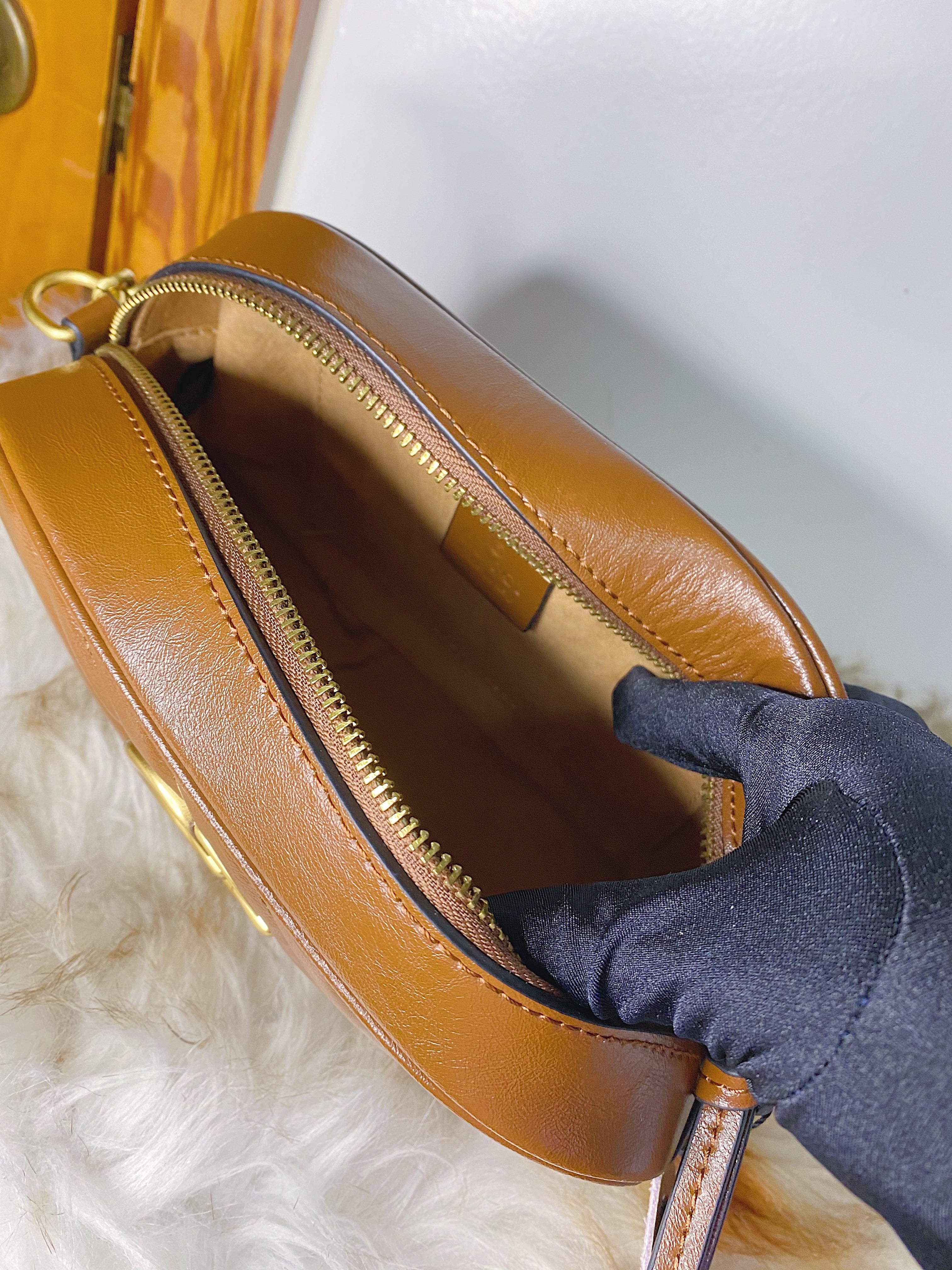 [TOP] GUCCI GG Marmont Bag Matelasse Aged Skin - Brown