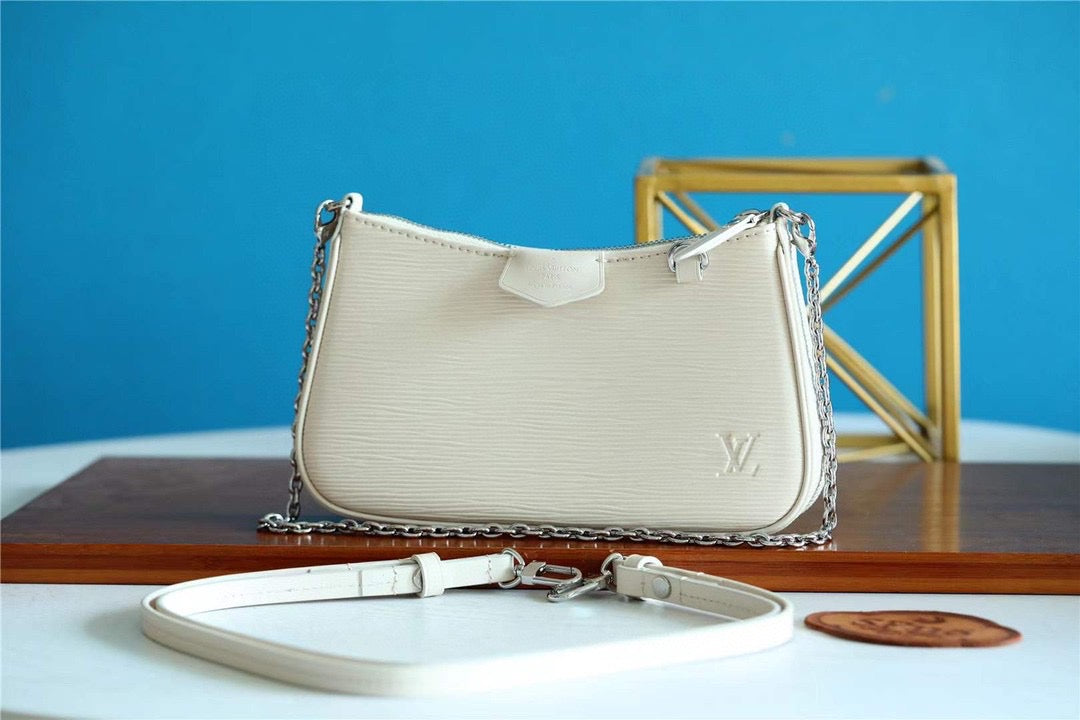 [TOP] Louis Vuitton LV L*V Epi Easy Pouch on Strap 19 x  10.5 x  3cm- White