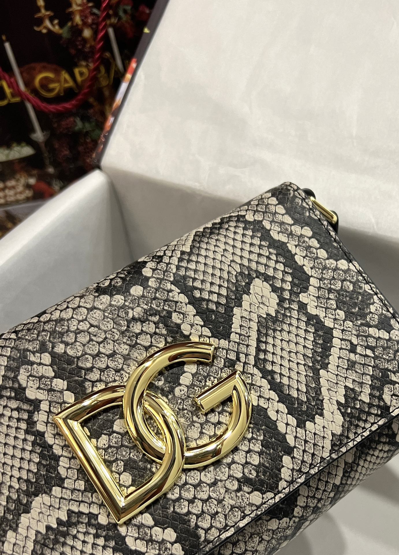 [TOP] Dolce & Gabbana D&G Calfskin Python Print 3.5 Bag  21*14*5cm