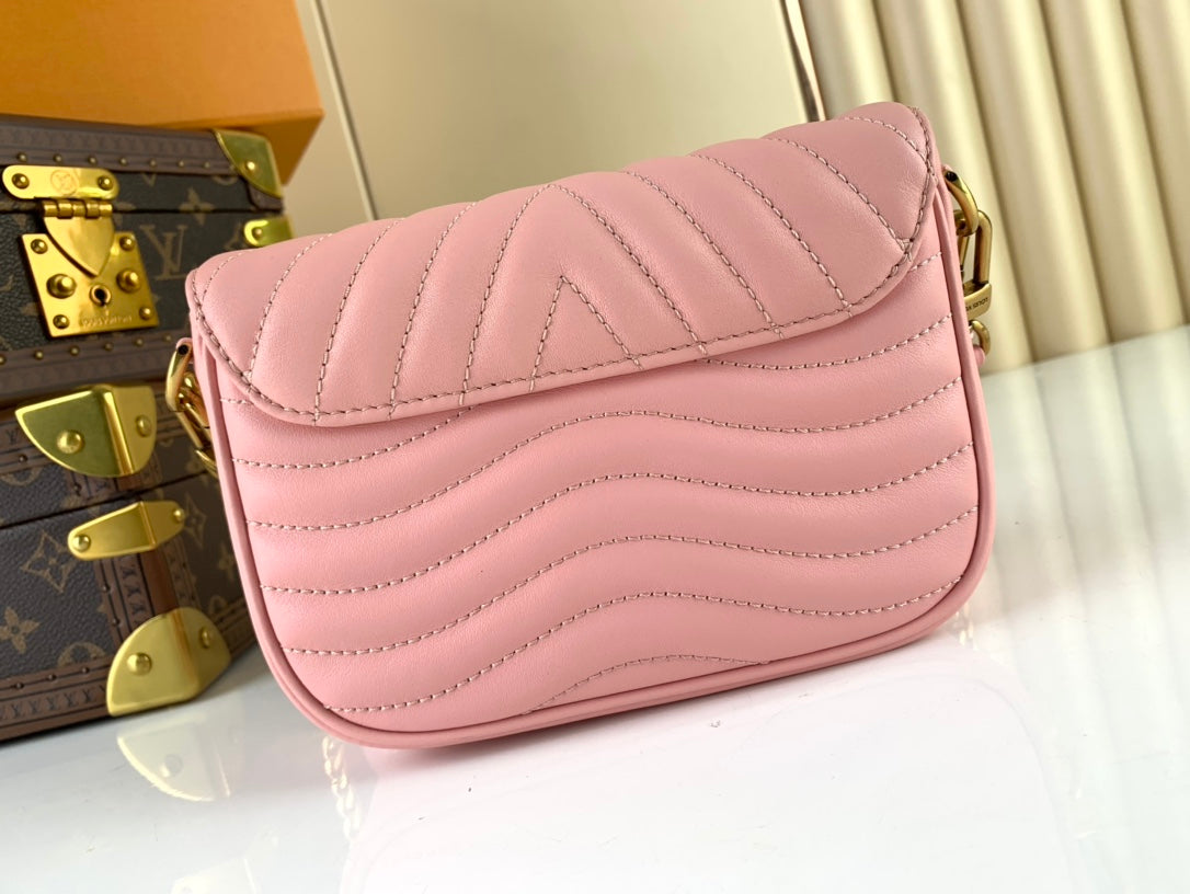 [TOP] Louis Vuitton LV L*V New Wave Multi Pochette 21X12X3cm - Pink