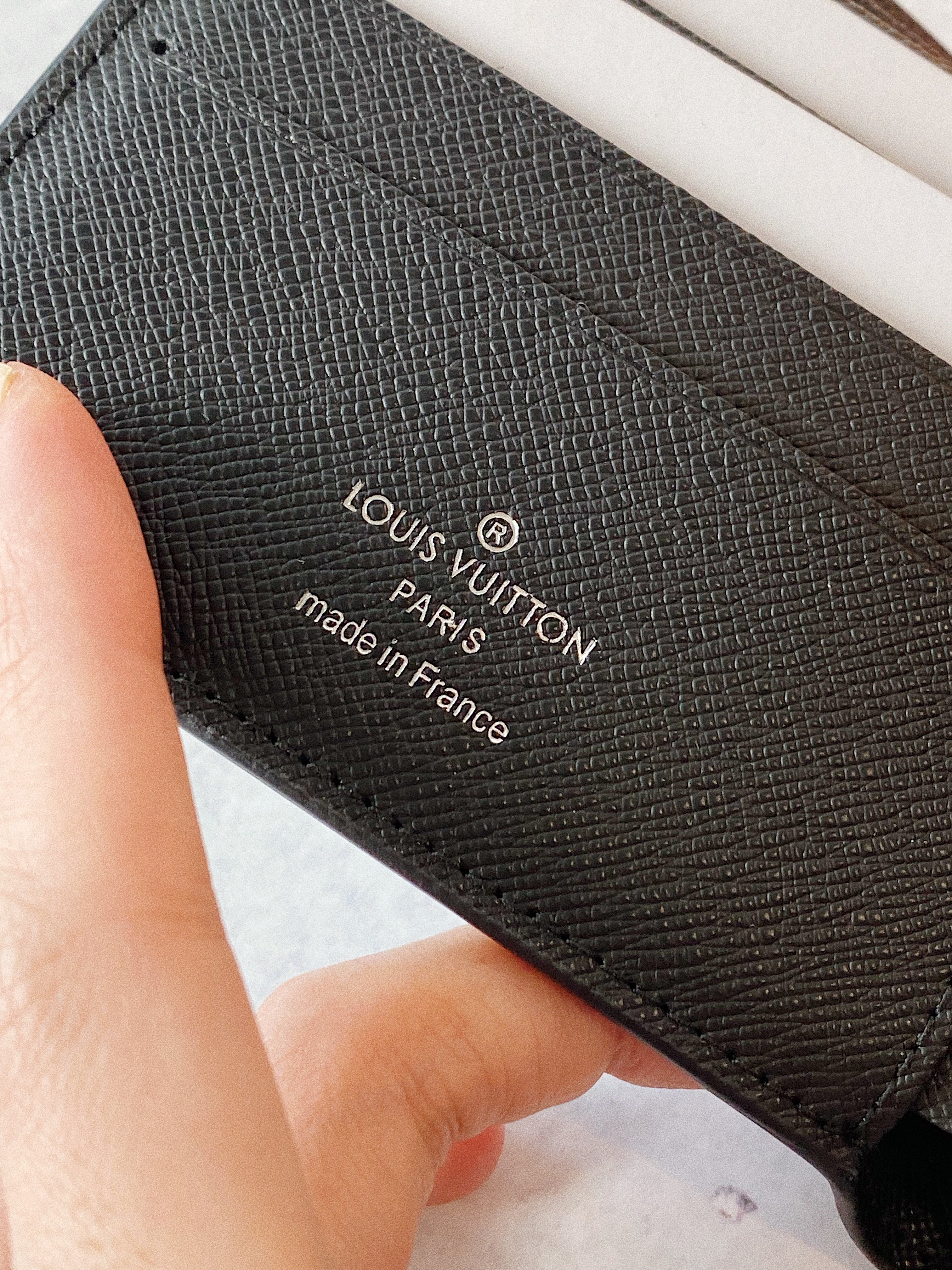 [TOP] Louis Vuitton LV L*uis V*itton Damier Ebene Marco Wallet - Black