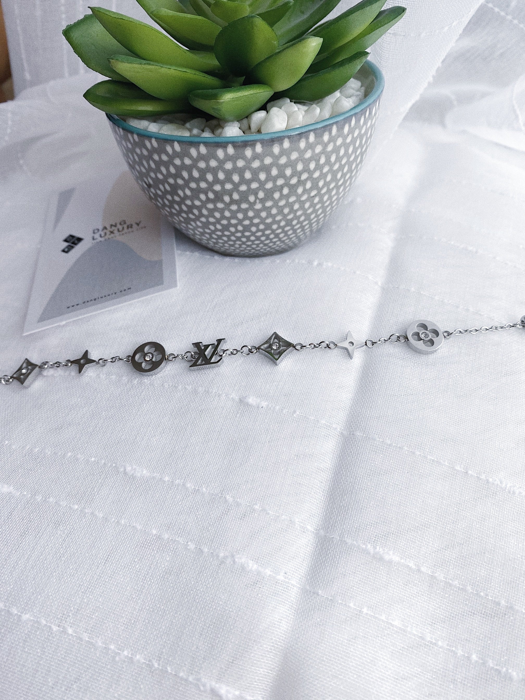 [TOP] Louis Vuitton LV Bracelets - Silver