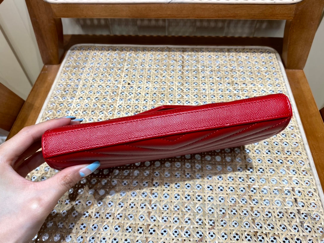 [TOP] Yves Saint Laurent YSL WOC Matelasse Medium Purse - Red SHW
