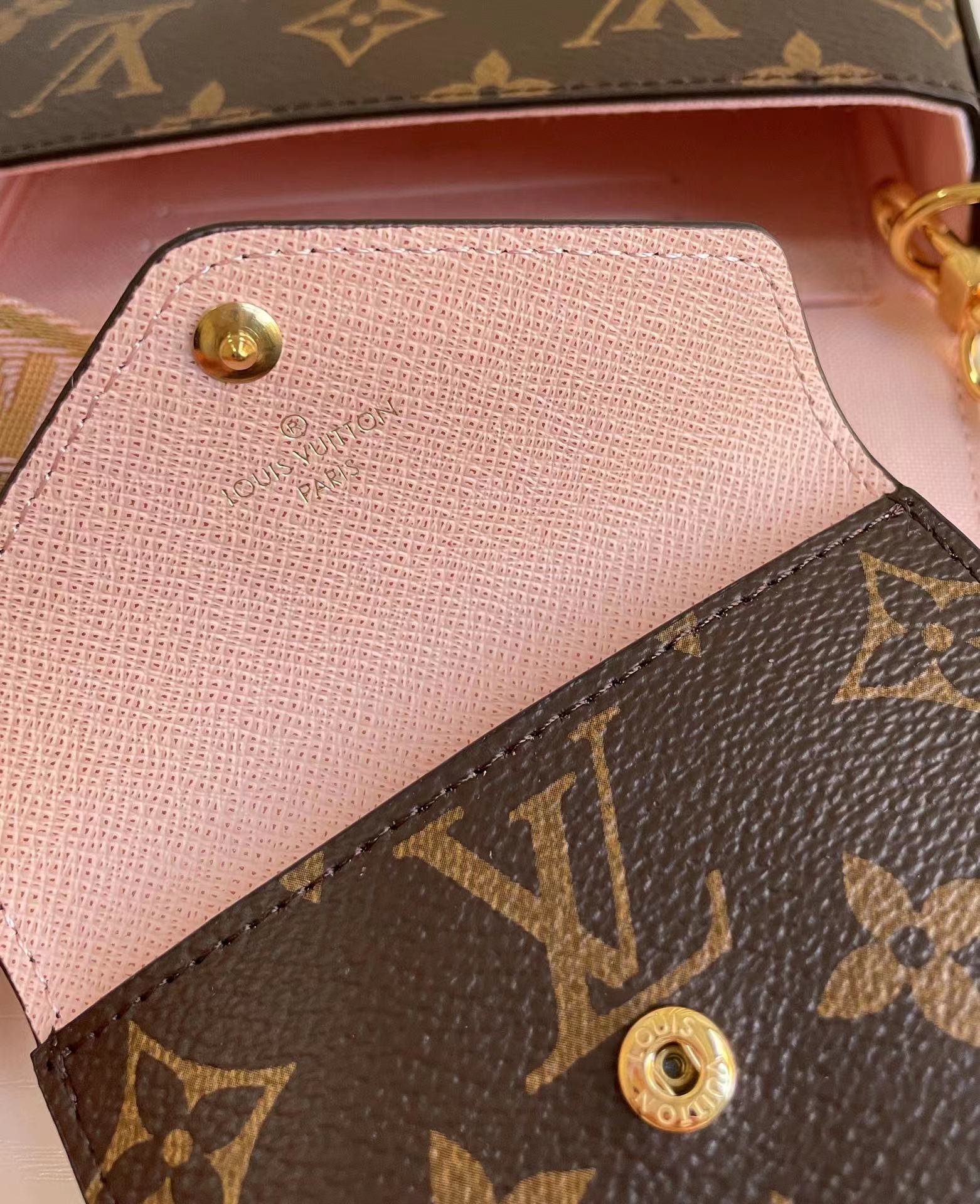 [TOP] Louis Vuitton LV Felicie Strap & Go Monogram 17×10×4cm - PINK/Green