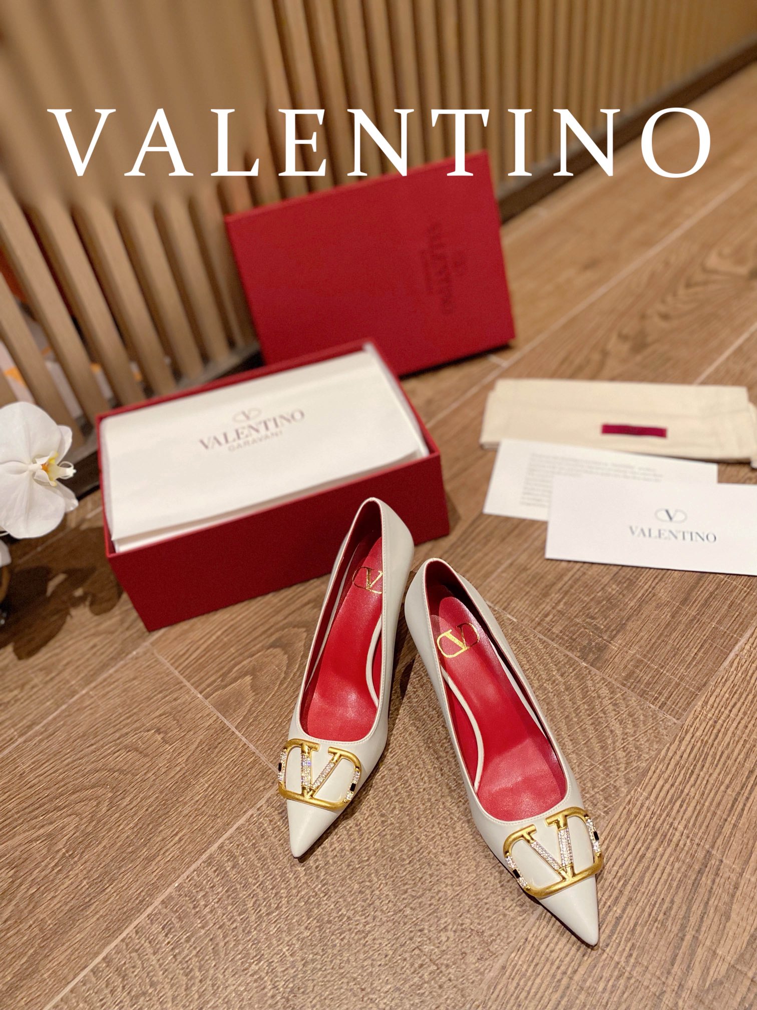 [TOP] VALENTINO V Bronze High Heels - White